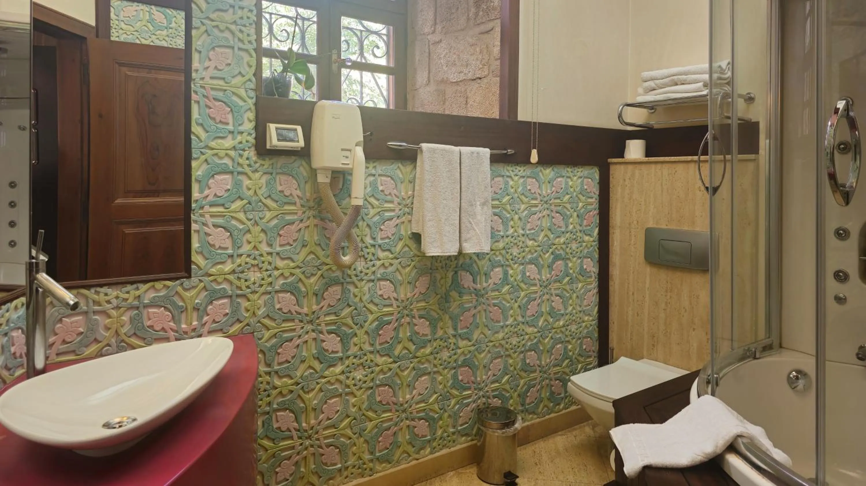 Shower in Eski Masal Hotel - Special Class