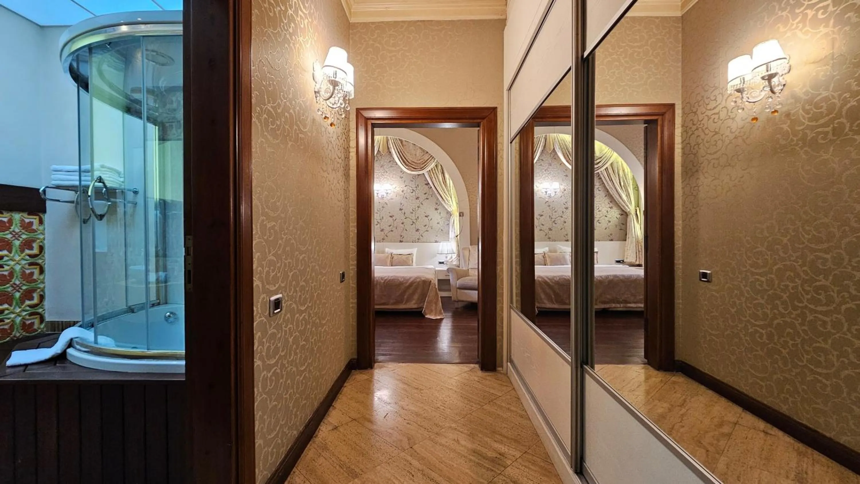 wardrobe, Bed in Eski Masal Hotel - Special Class