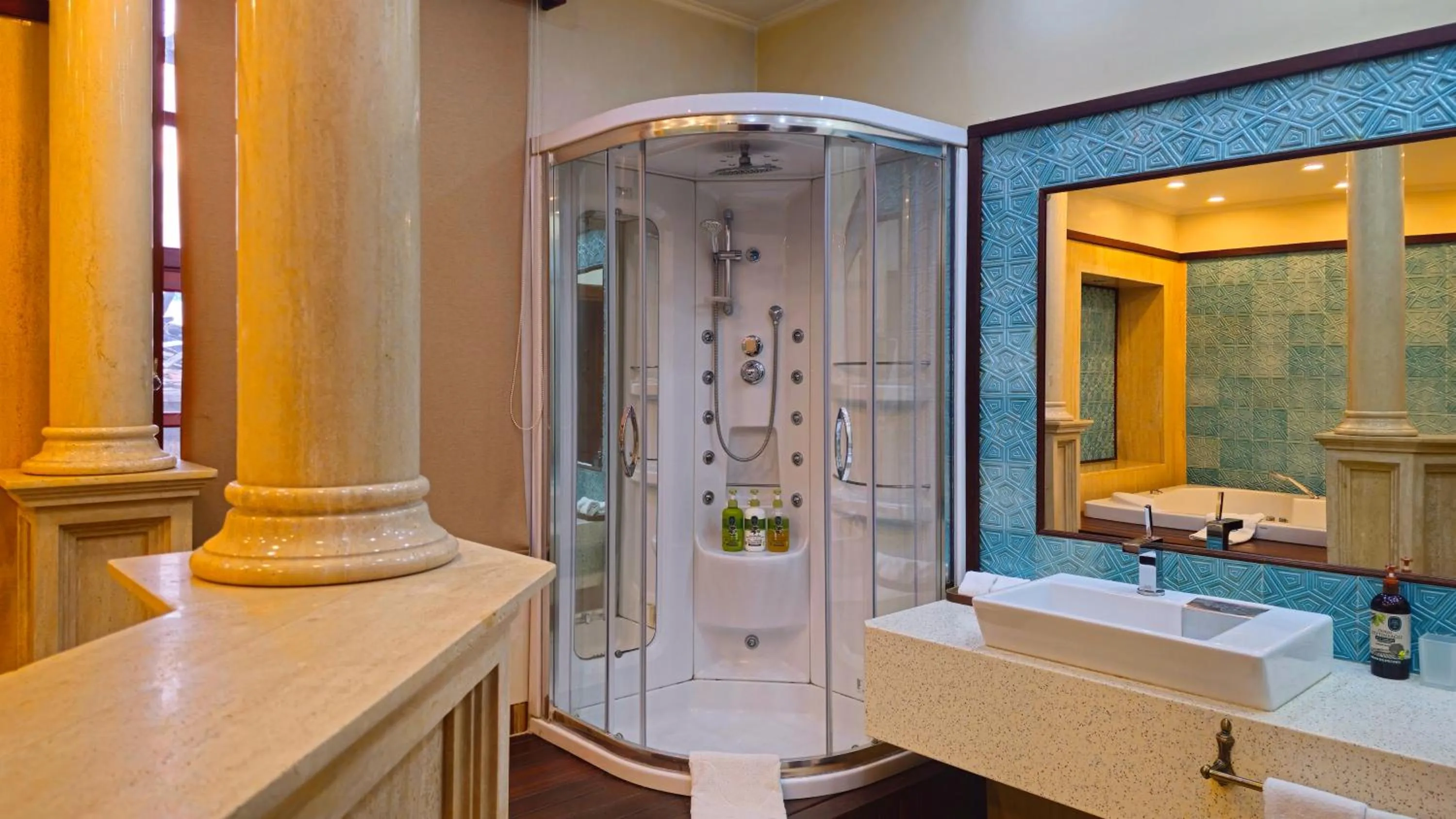 Shower in Eski Masal Hotel - Special Class