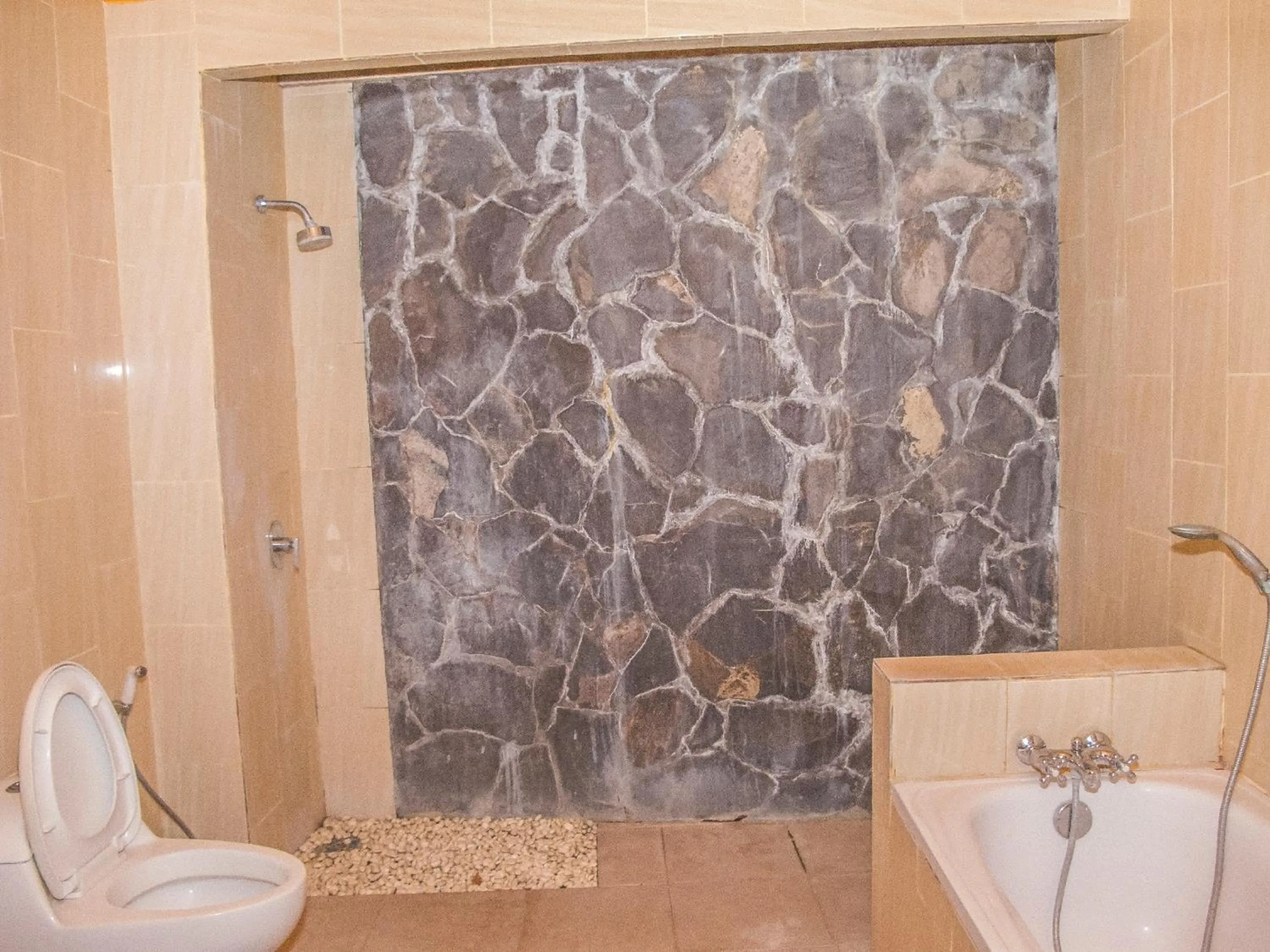 Shower in Griya Pasir Ukir