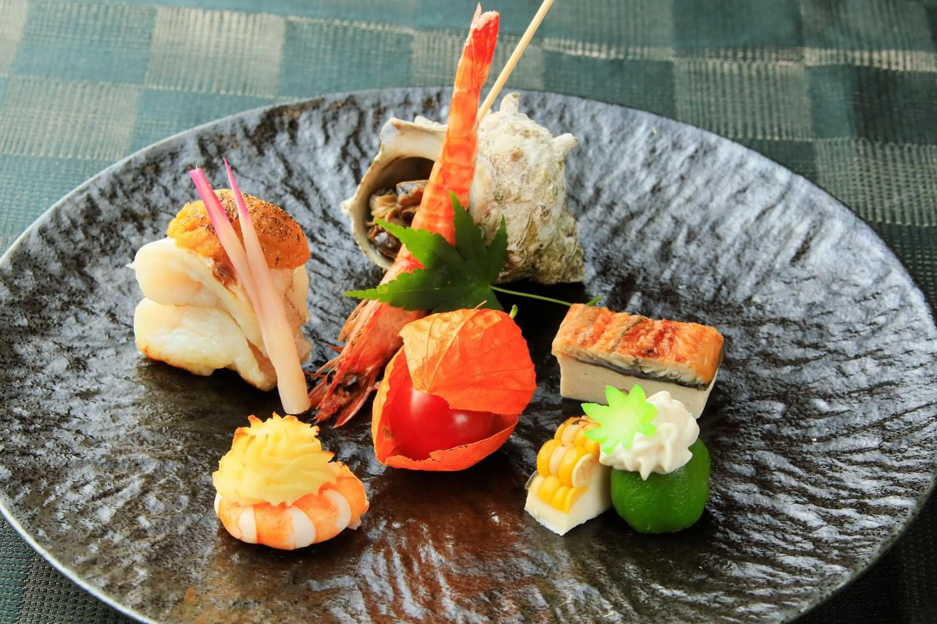 Dinner in Tensui Saryo