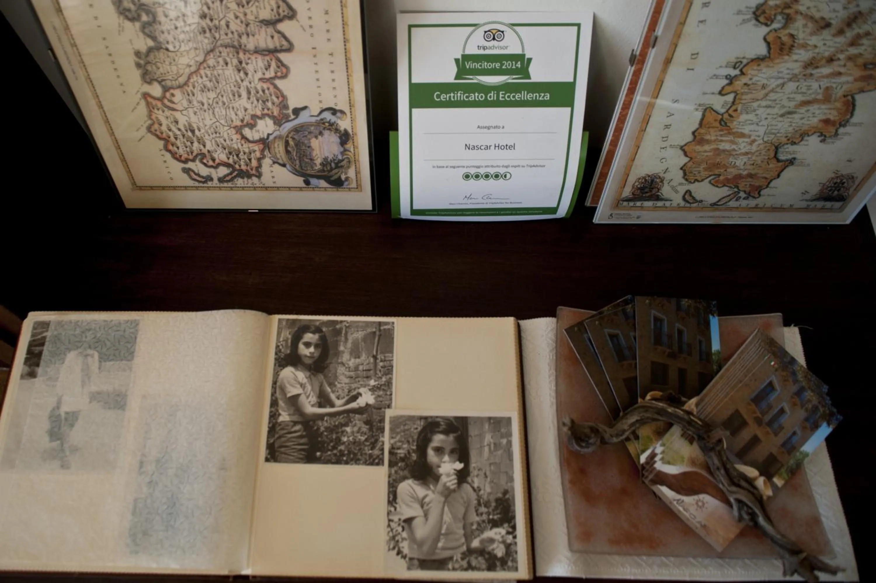 Decorative detail in Nascar Hotel