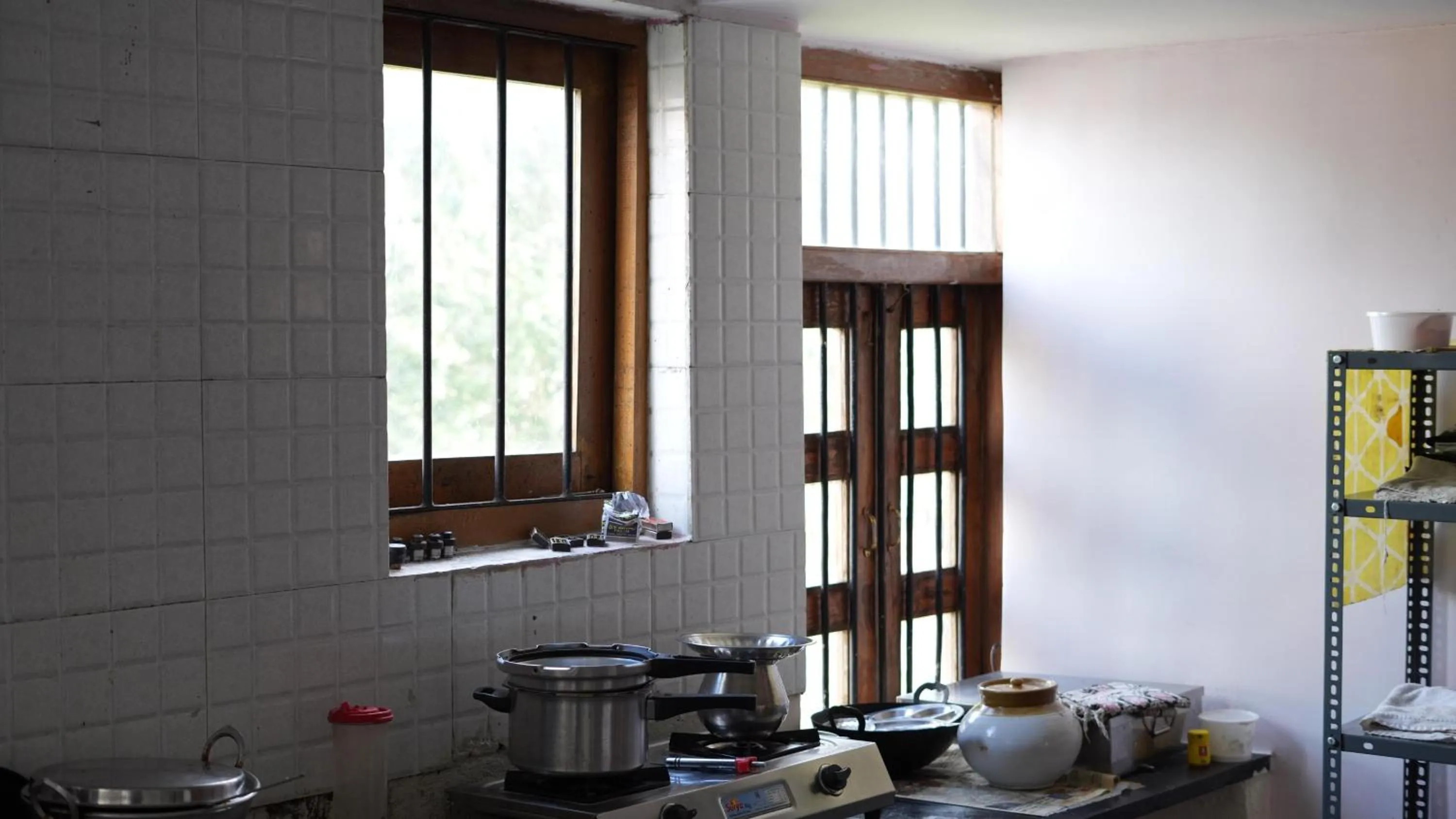 Satya Anand Cottage Pure Veg and Non Alcoholic Hotel