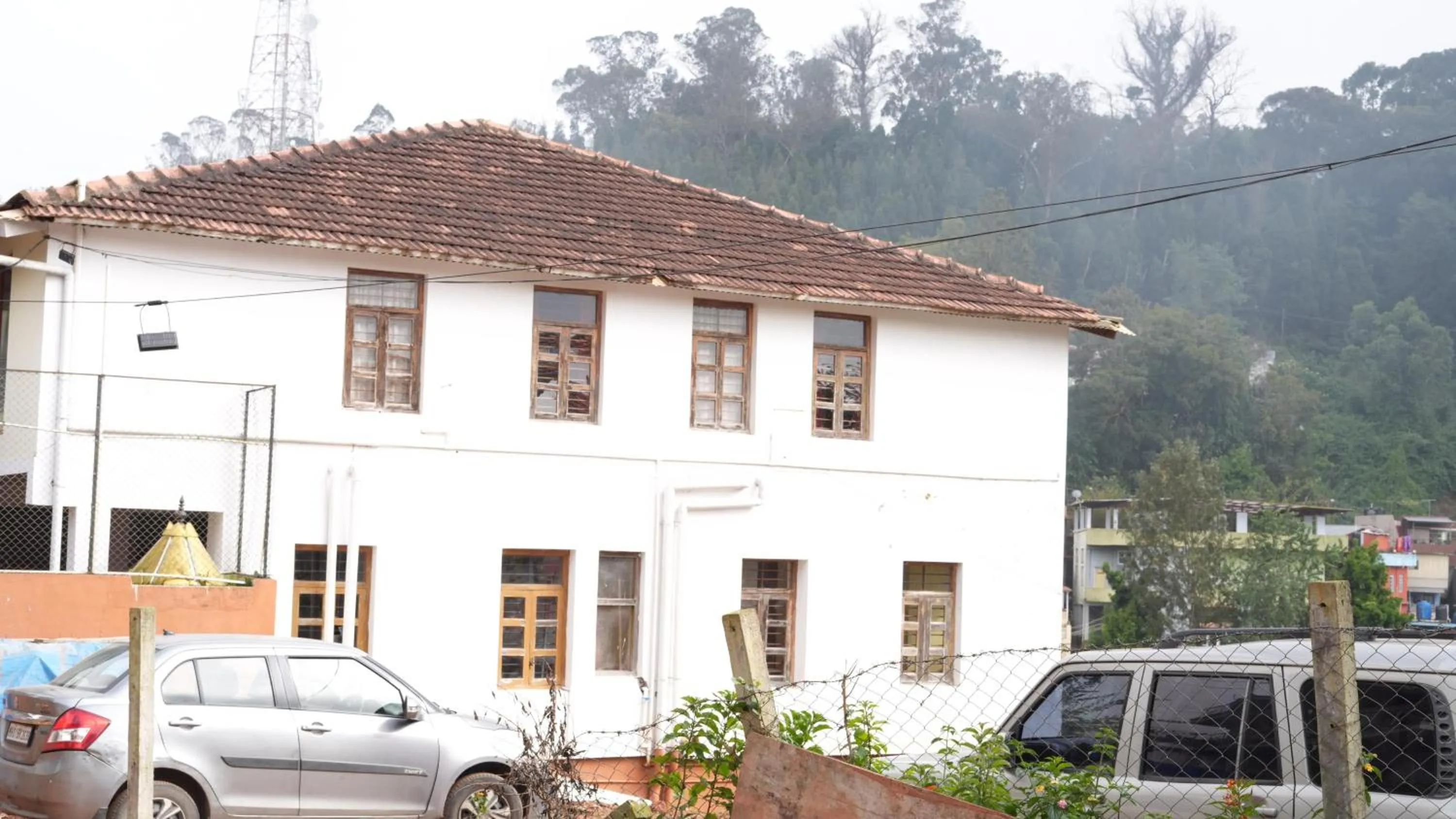 Satya Anand Cottage Pure Veg and Non Alcoholic Hotel