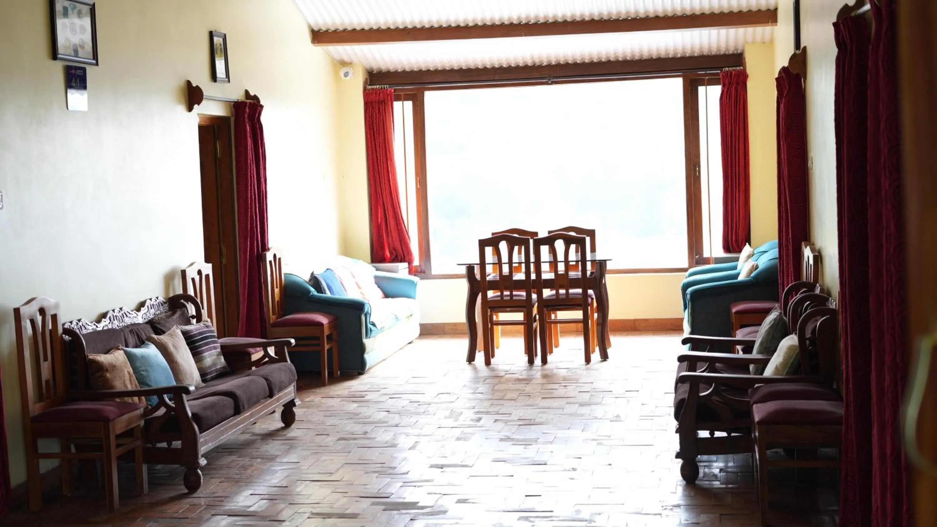 Satya Anand Cottage Pure Veg and Non Alcoholic Hotel