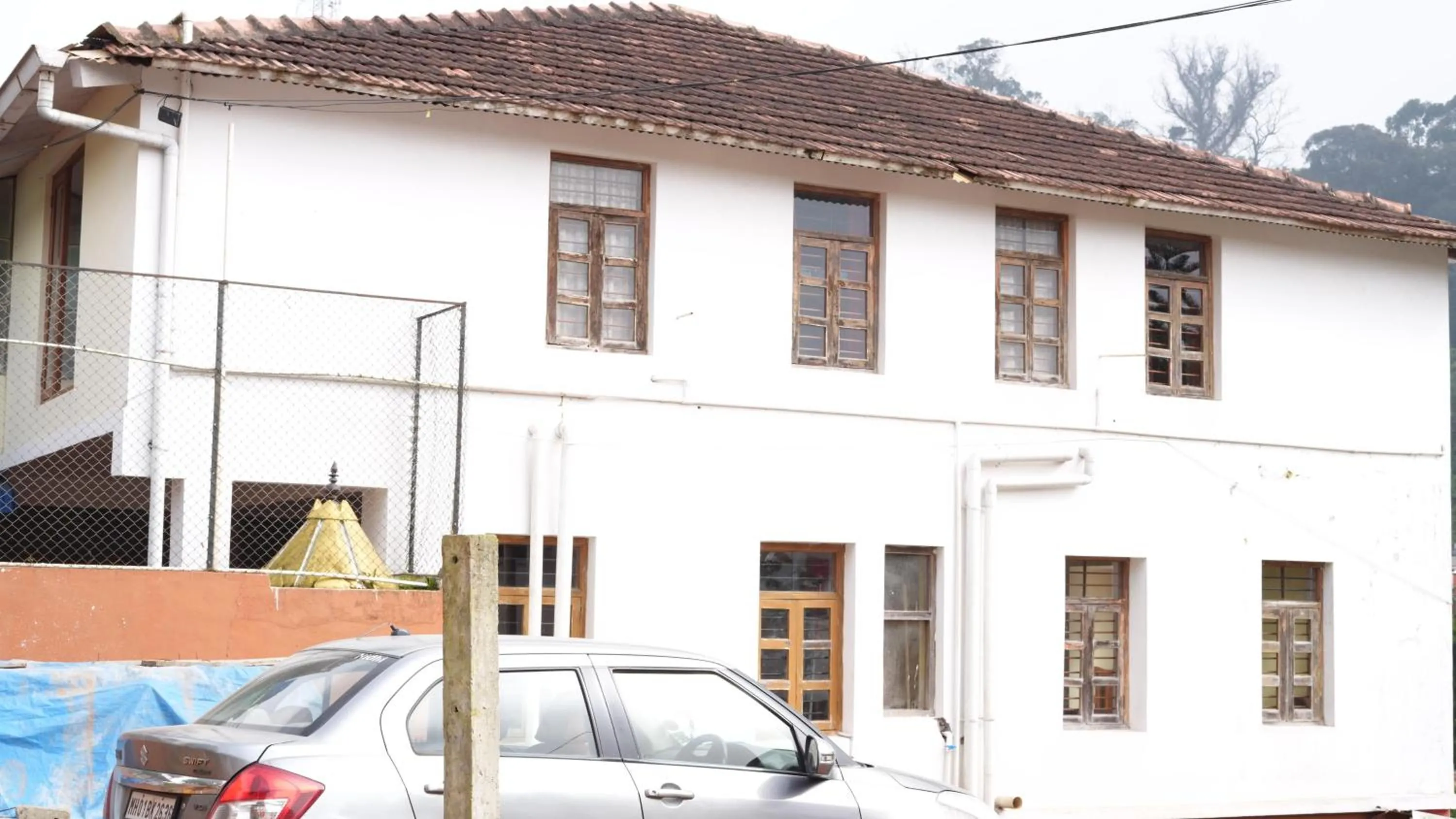 Satya Anand Cottage Pure Veg and Non Alcoholic Hotel