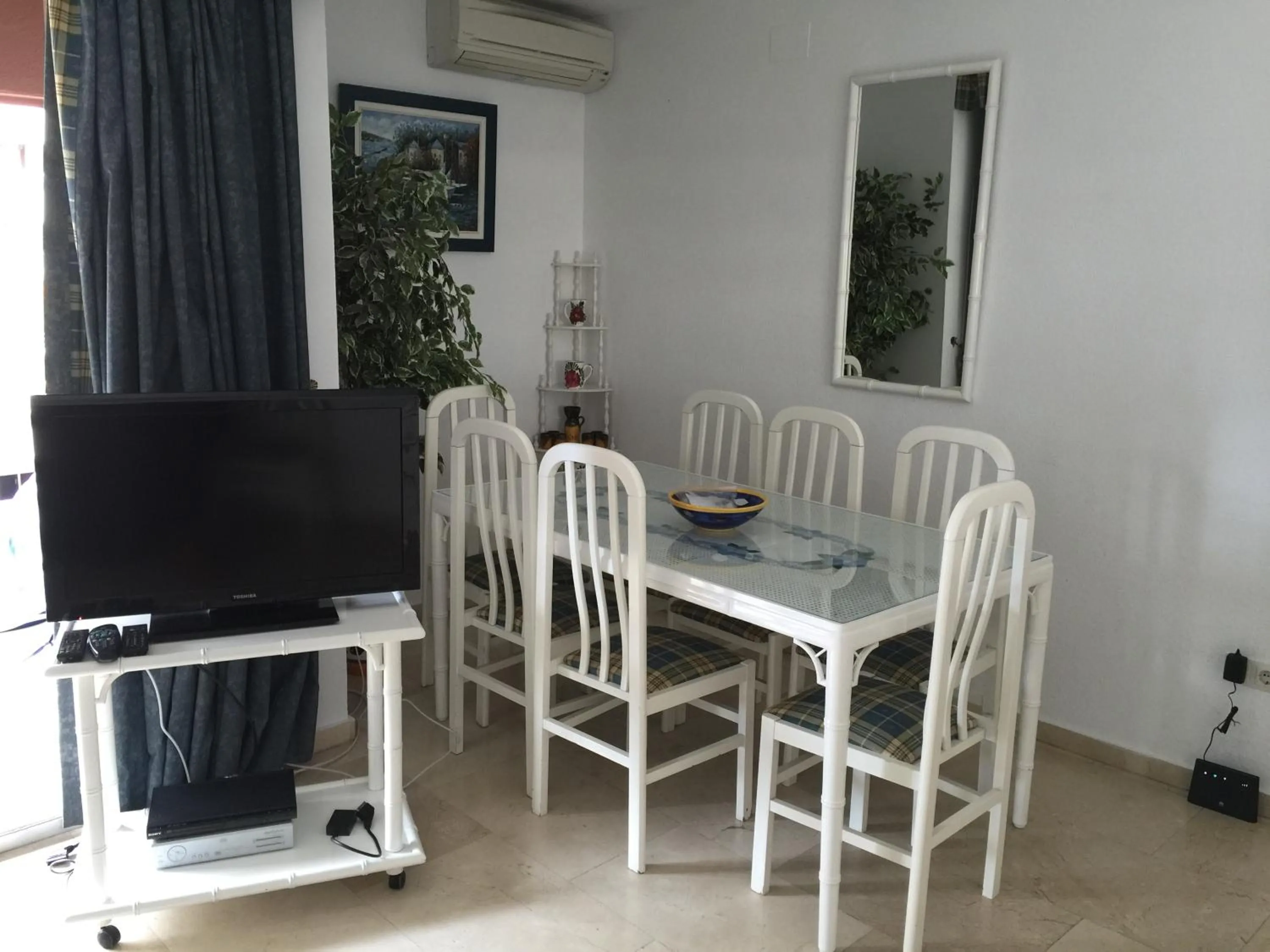 Dining area in Parque Marbella