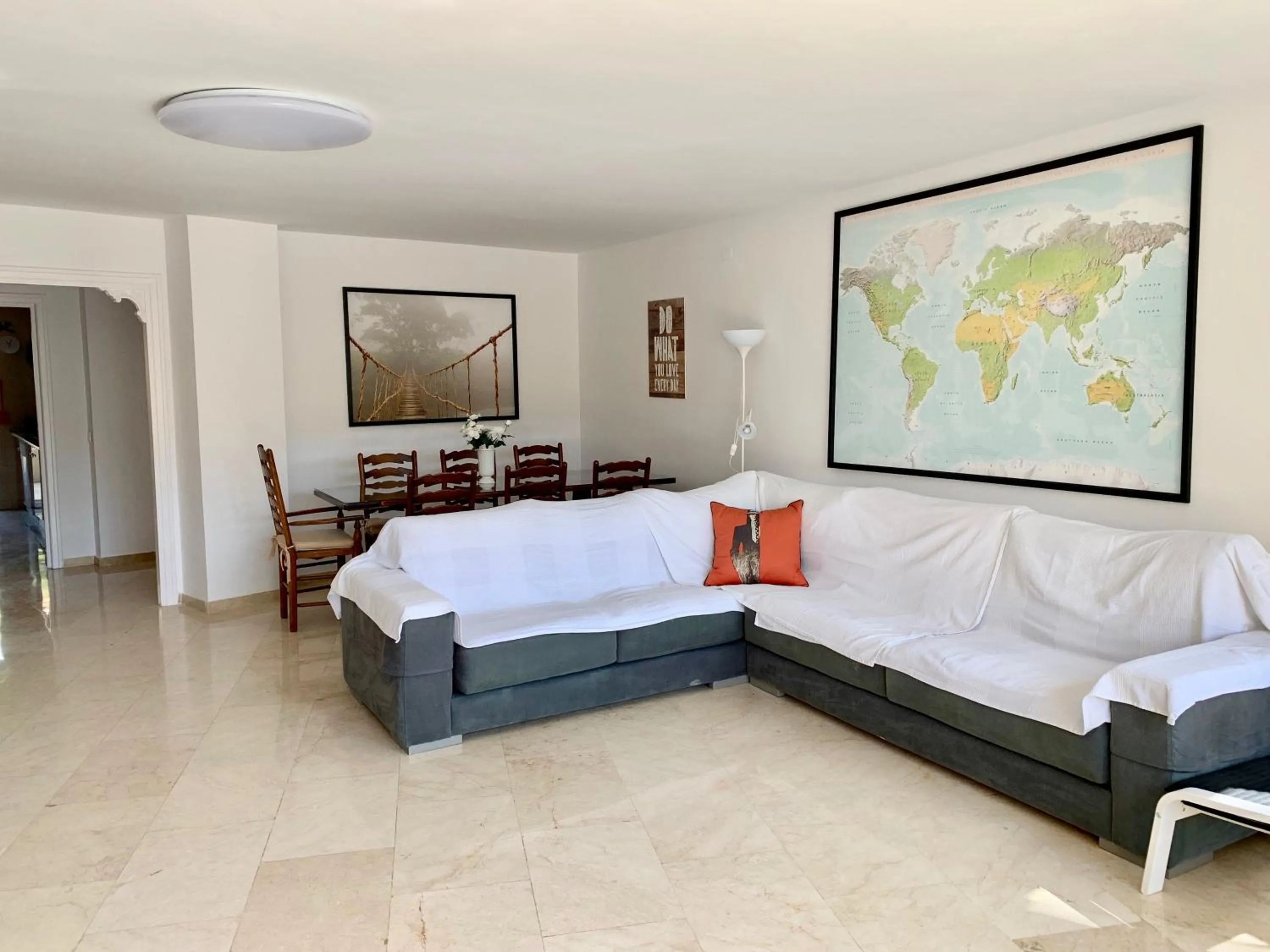 Bed in Parque Marbella