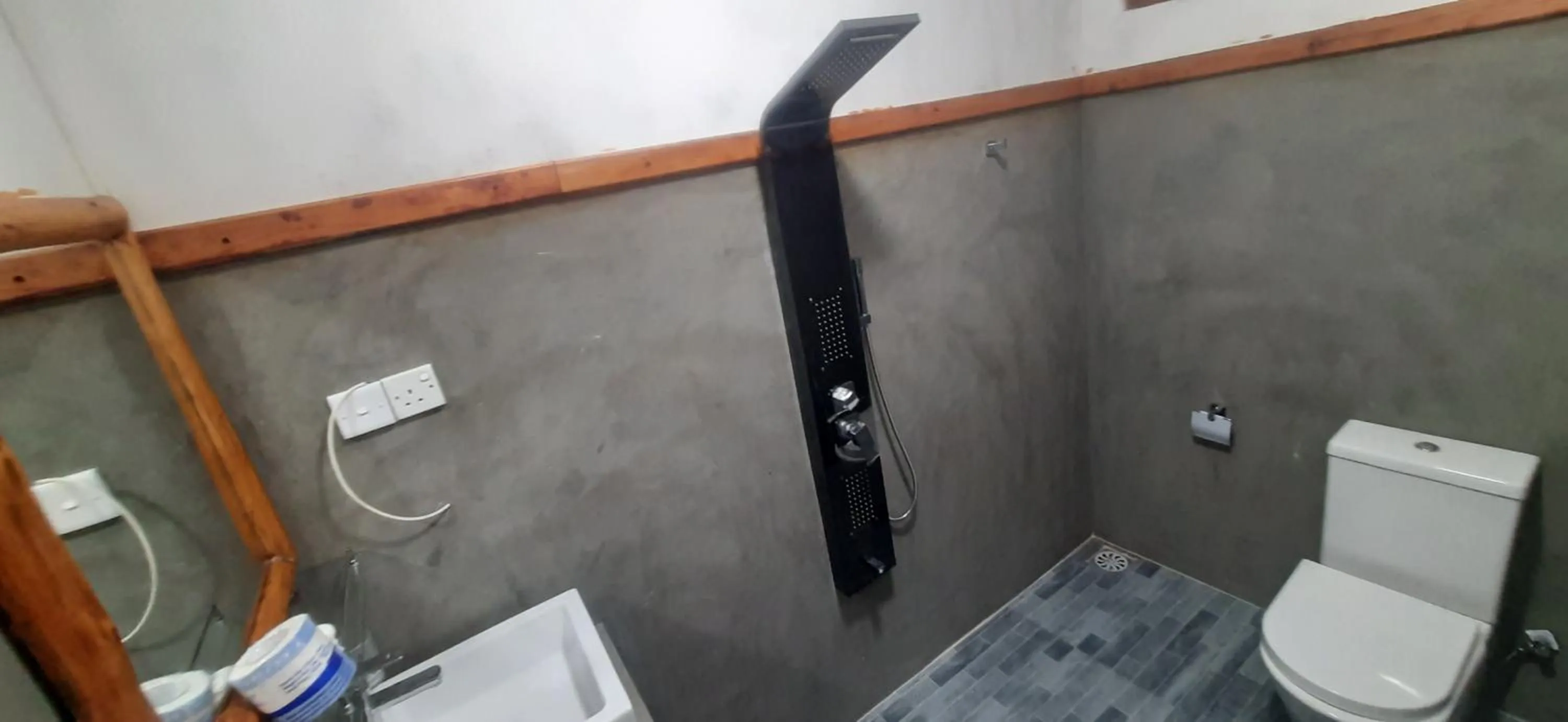 Bathroom in Ella New Green View