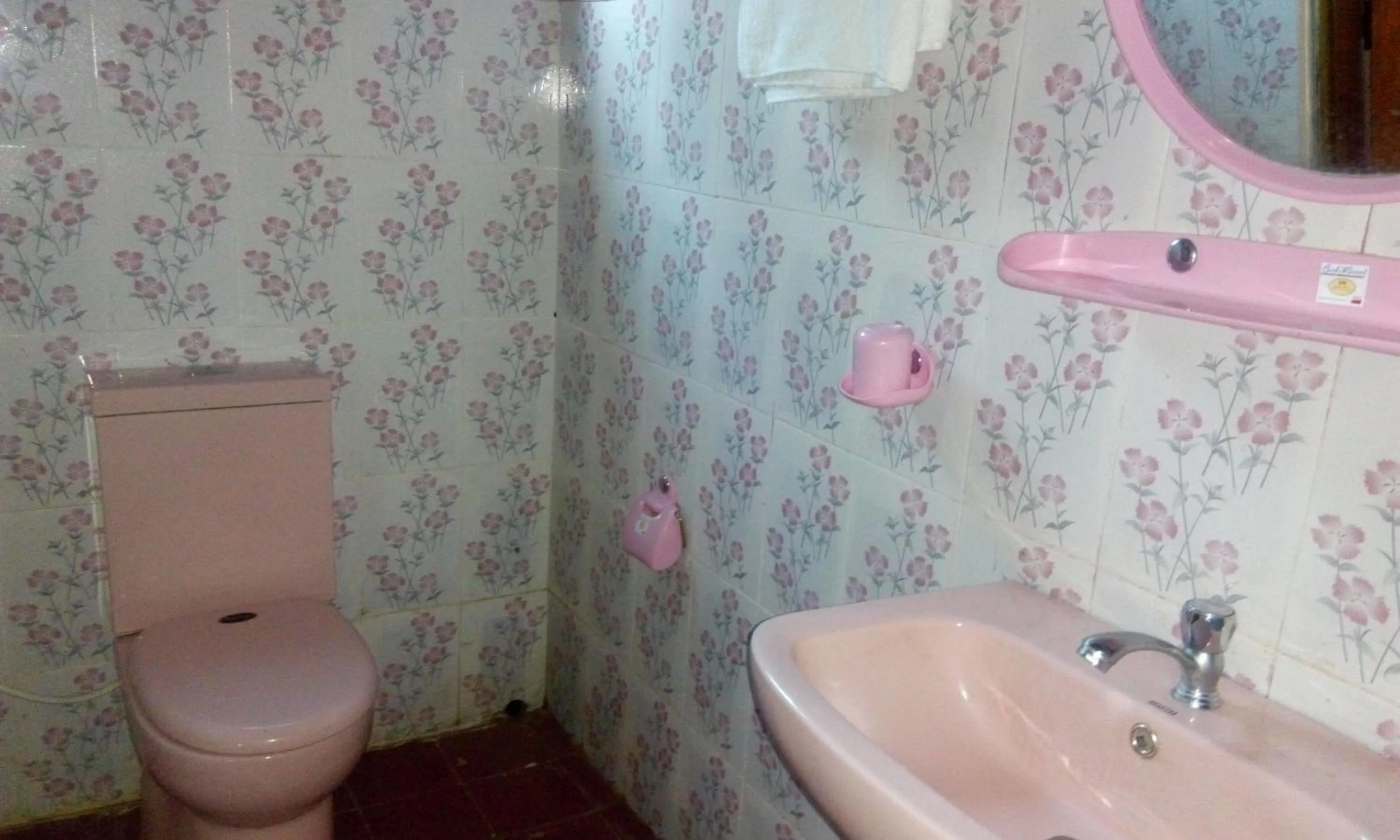 Bathroom in Ella New Green View