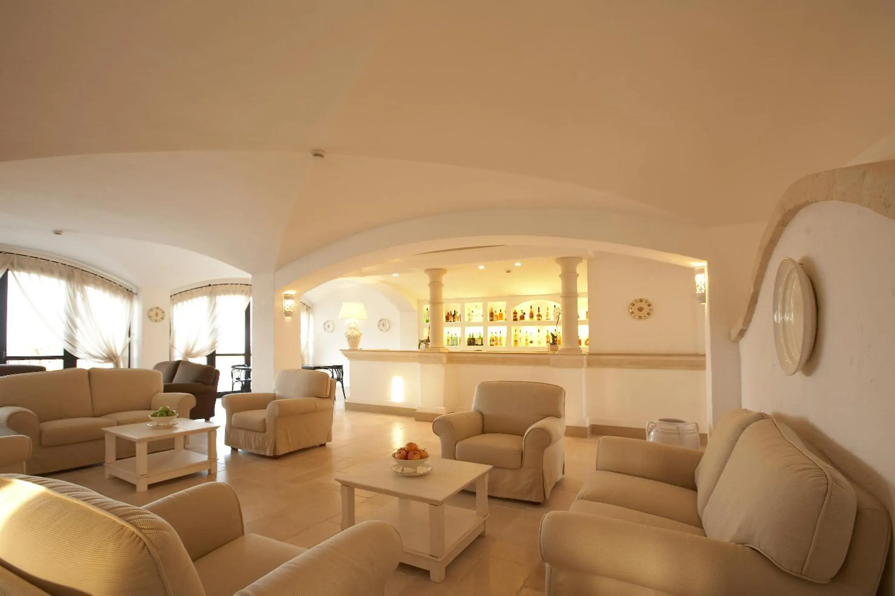 Lounge or bar in Borgobianco Resort & Spa Polignano - MGallery Collection Lounge or bar in Borgobianco Resort & Spa Polignano - MGallery Collection