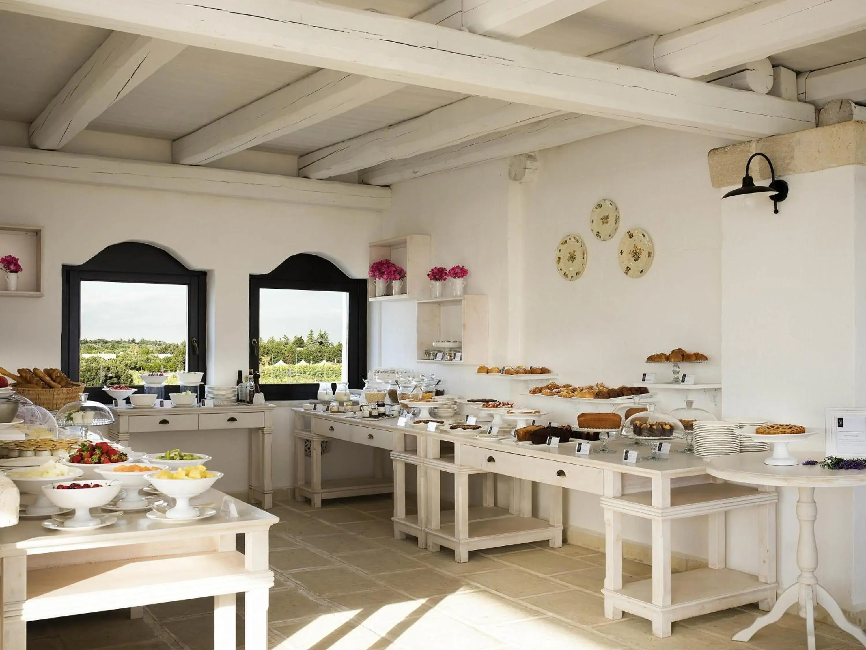 Restaurant/places to eat in Borgobianco Resort & Spa Polignano - MGallery Collection Restaurant/places to eat in Borgobianco Resort & Spa Polignano - MGallery Collection