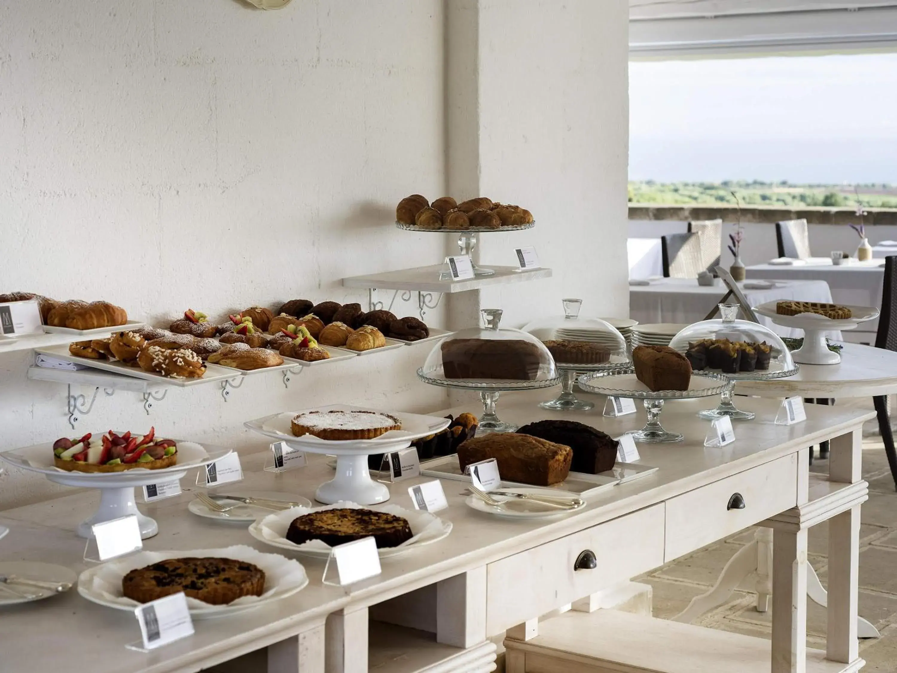 Restaurant/places to eat in Borgobianco Resort & Spa Polignano - MGallery Collection Restaurant/places to eat in Borgobianco Resort & Spa Polignano - MGallery Collection