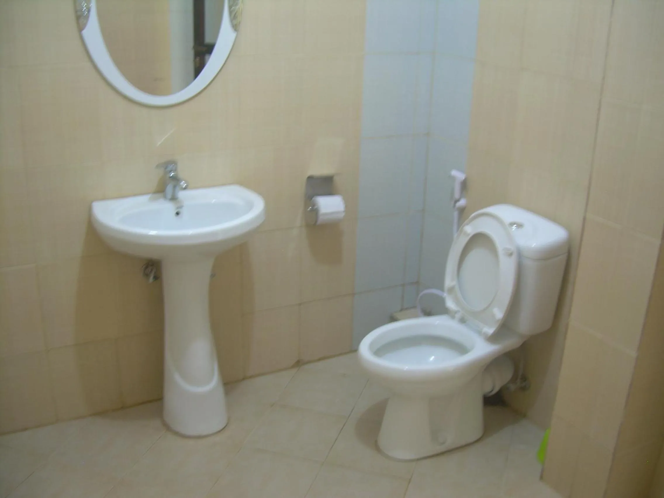 Toilet in Kakakuona Resort