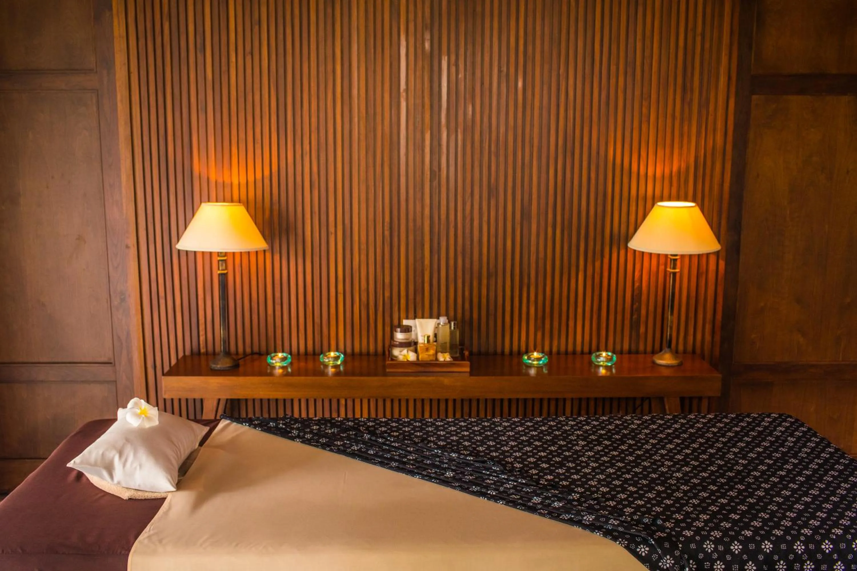 Spa and wellness centre/facilities, Bed in The Anam Cam Ranh