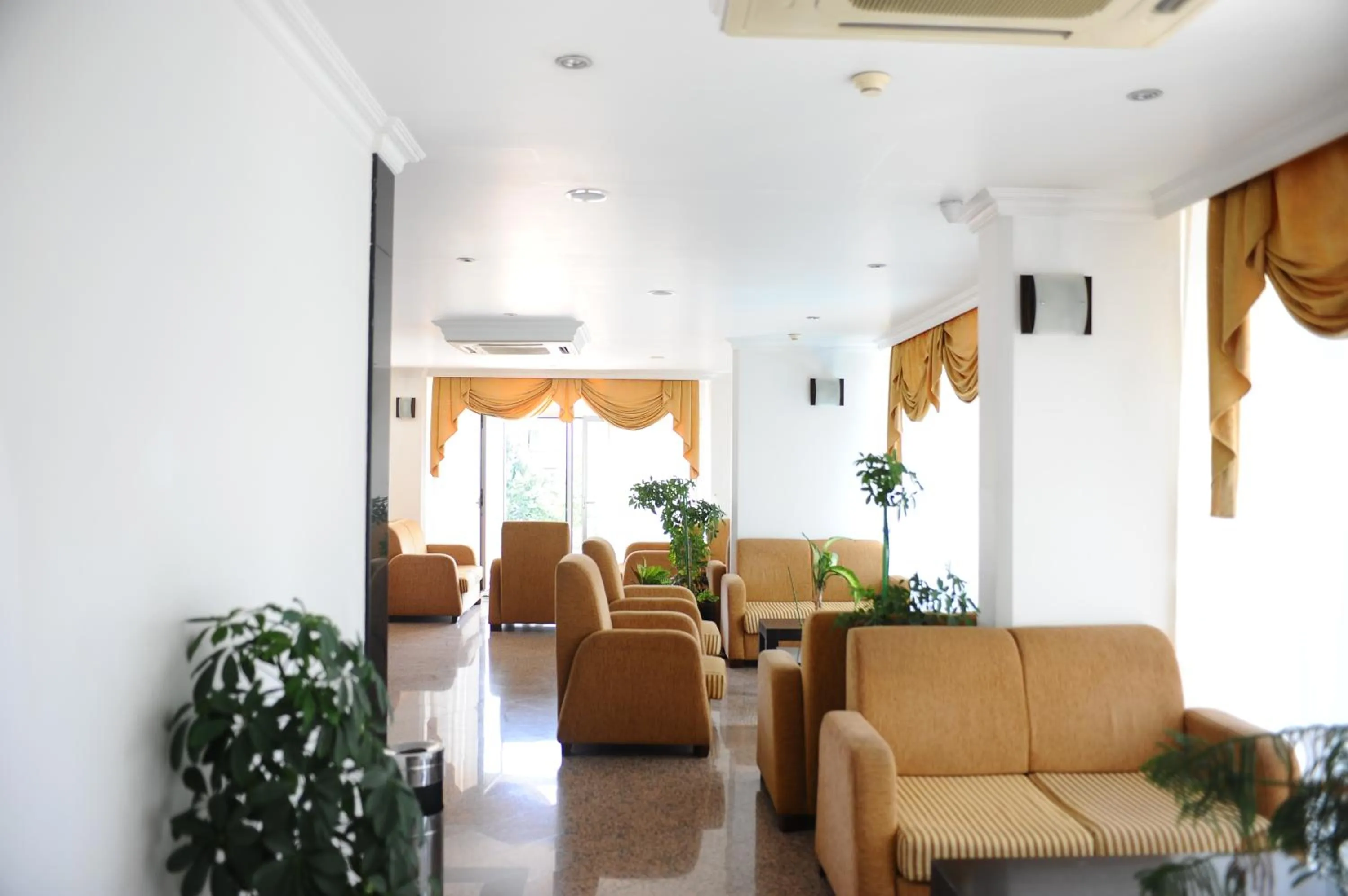 TV and multimedia in Hotel Royal Hill