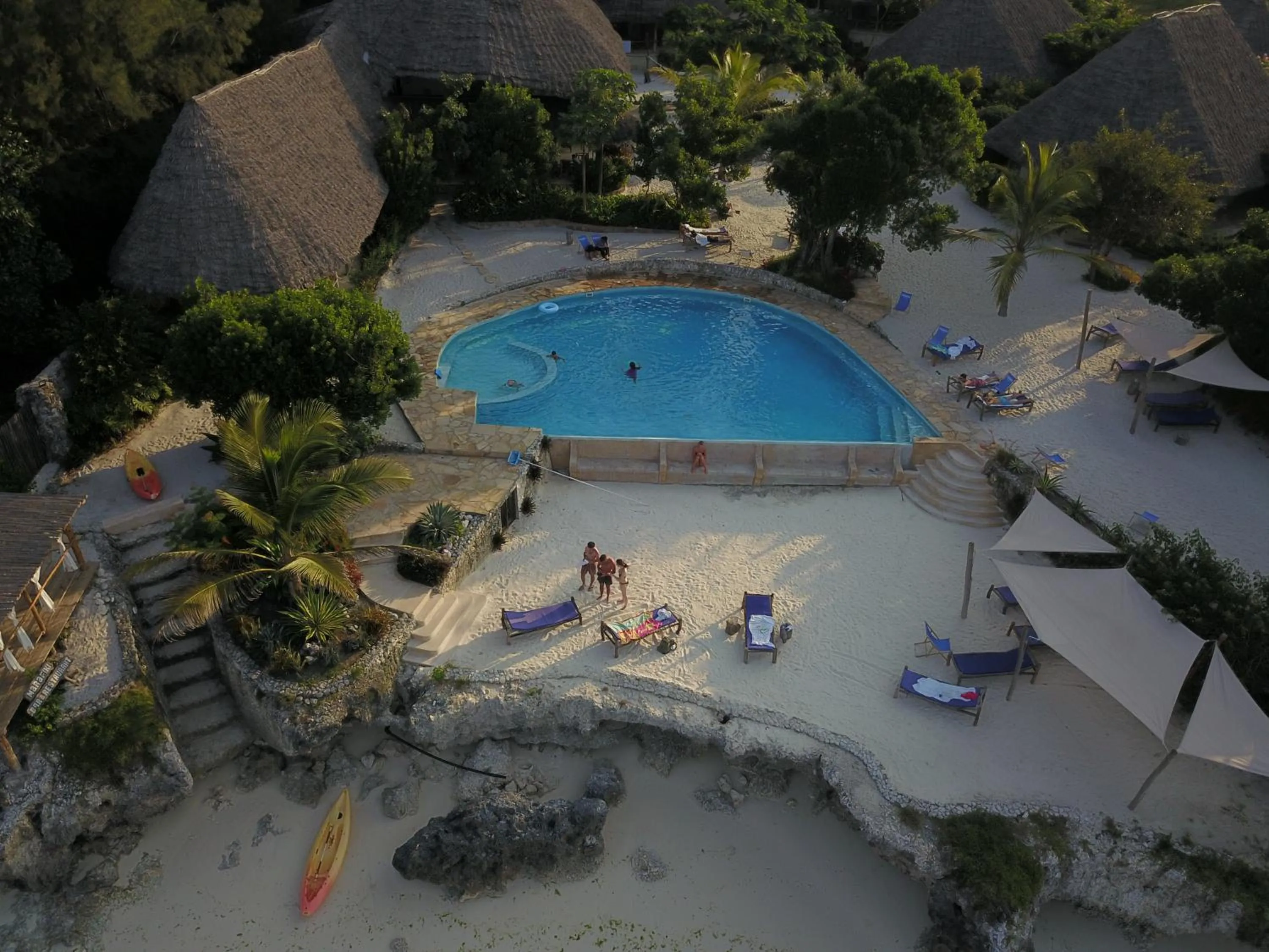 Restaurant/places to eat in Marafiki Bungalows