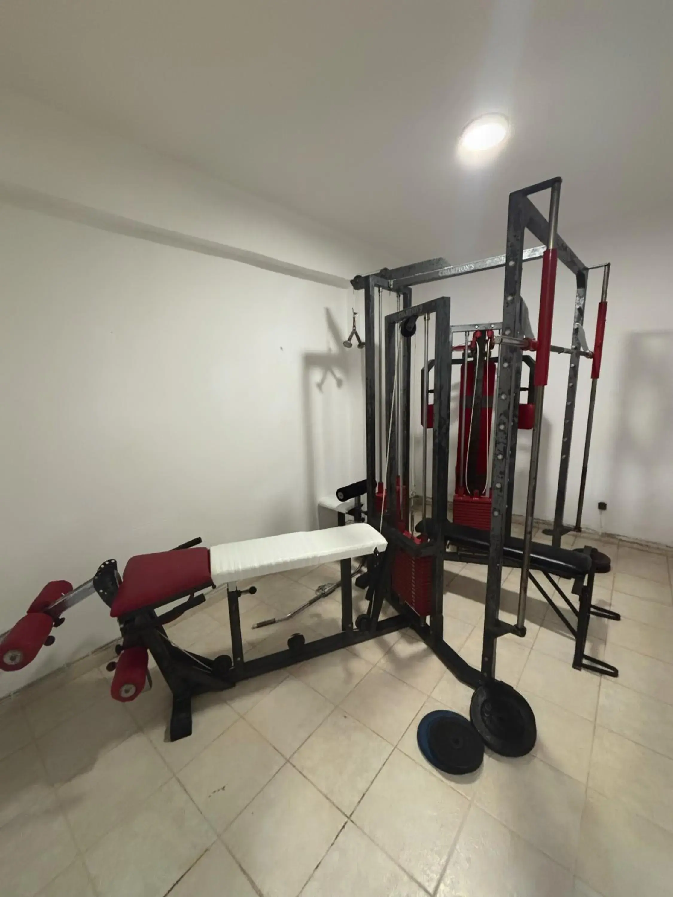 Fitness centre/facilities in Samel Hotel Fitness centre/facilities in Samel Hotel