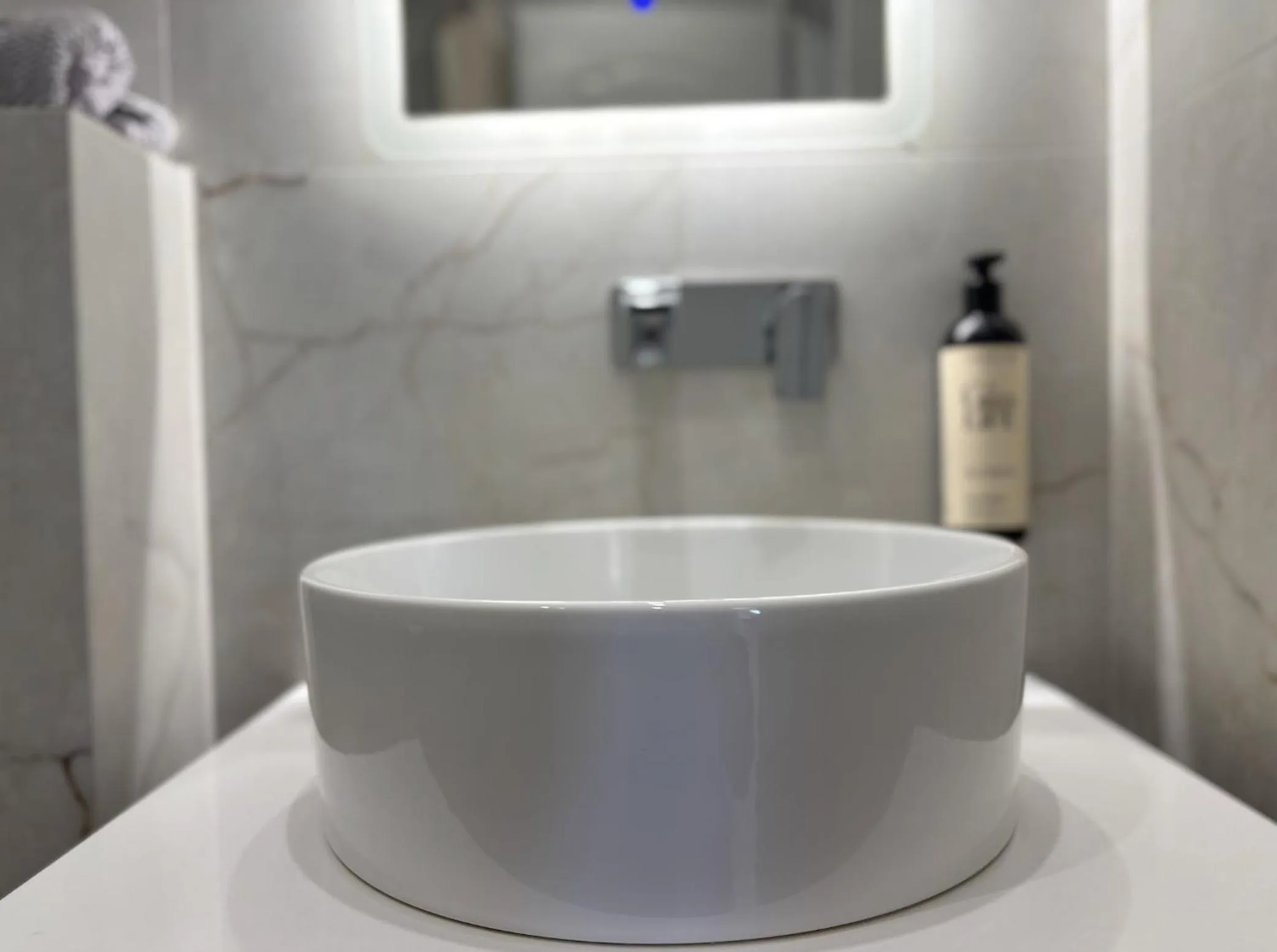 Bathroom in Samel Hotel