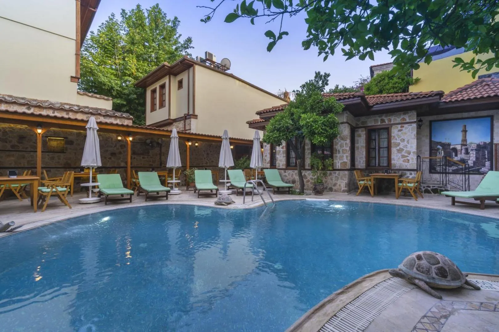 Garden view in La Paloma Hotel