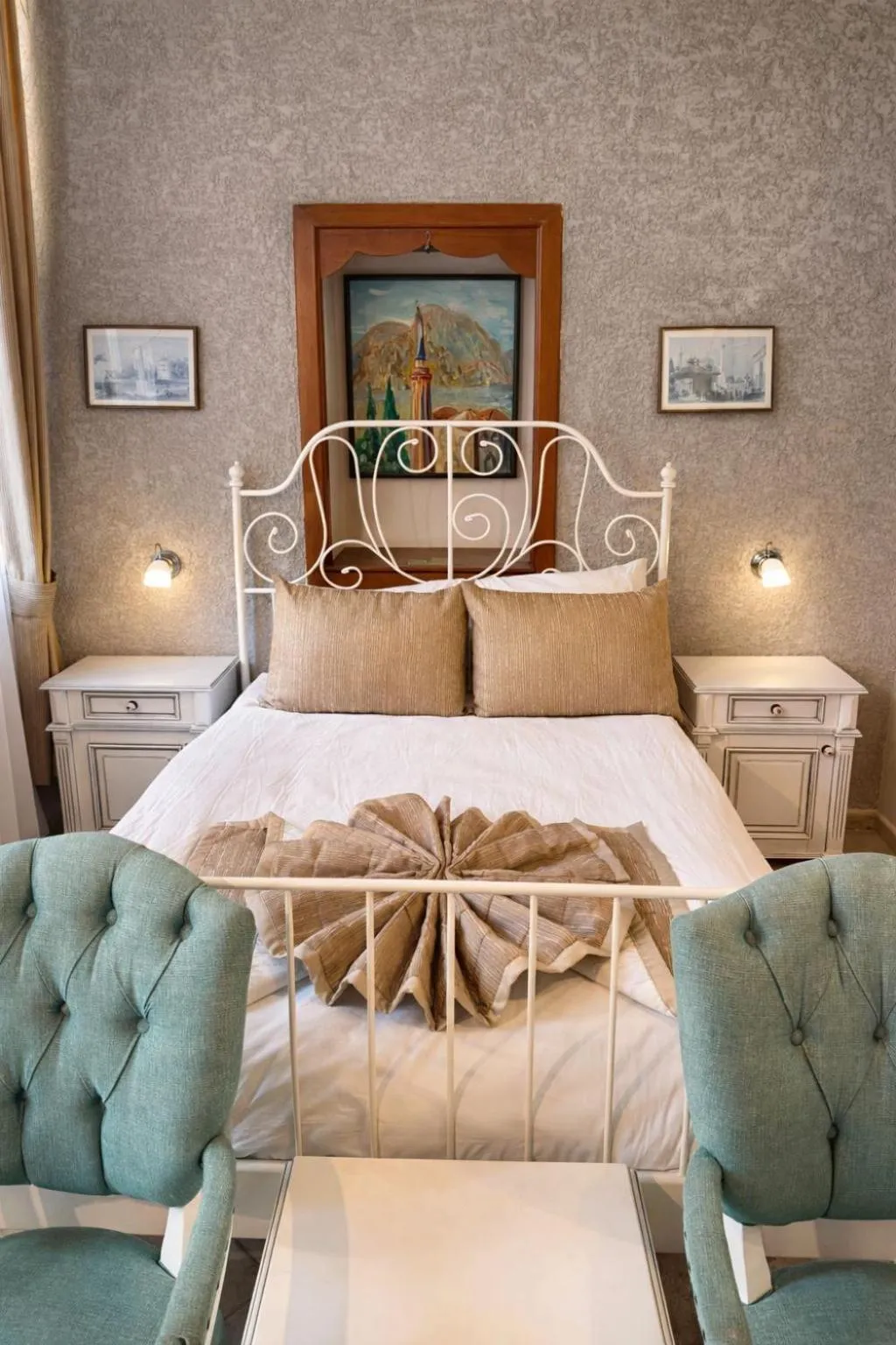 Bed in La Paloma Hotel