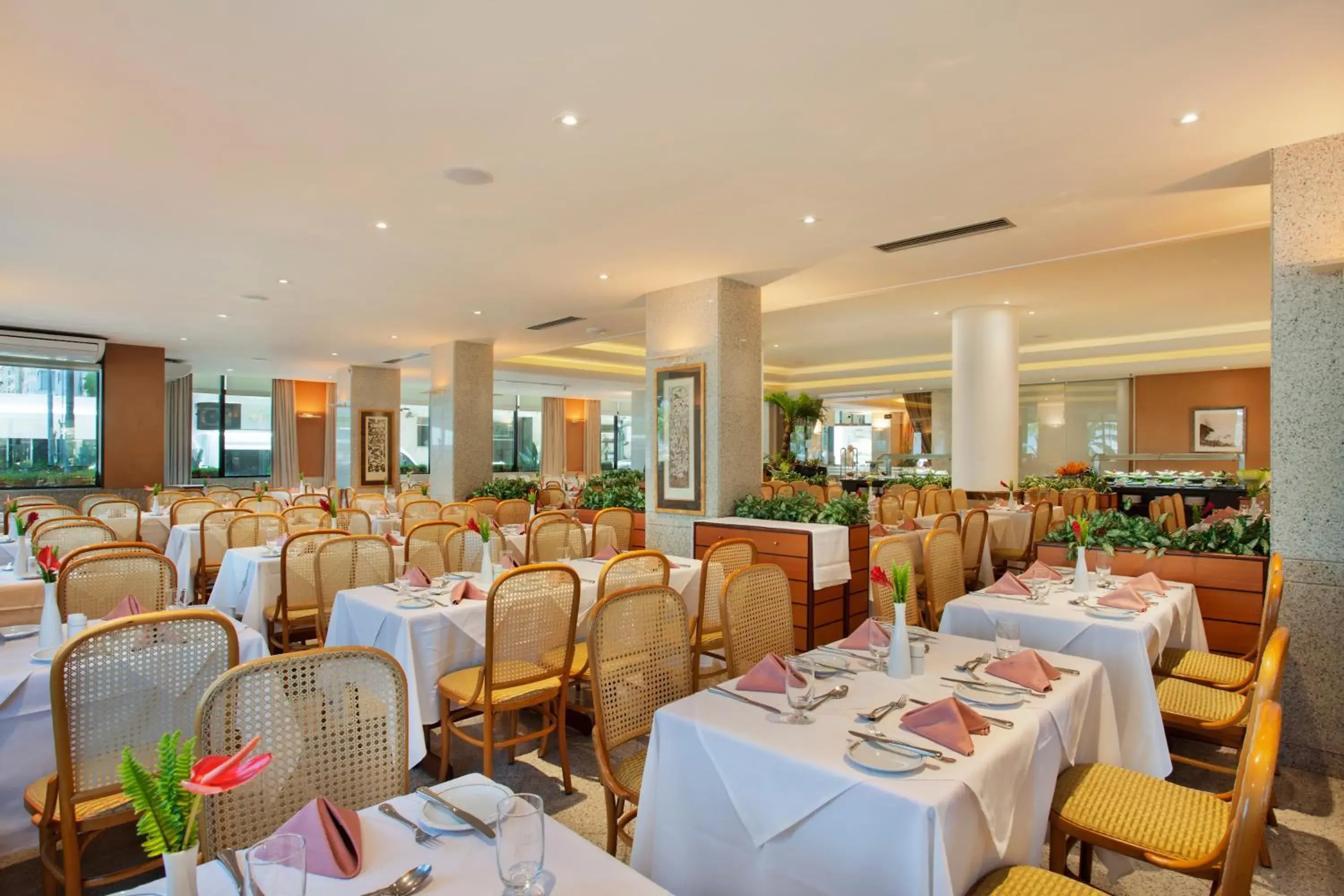 Restaurant/places to eat in Windsor Excelsior Copacabana Restaurant/places to eat in Windsor Excelsior Copacabana