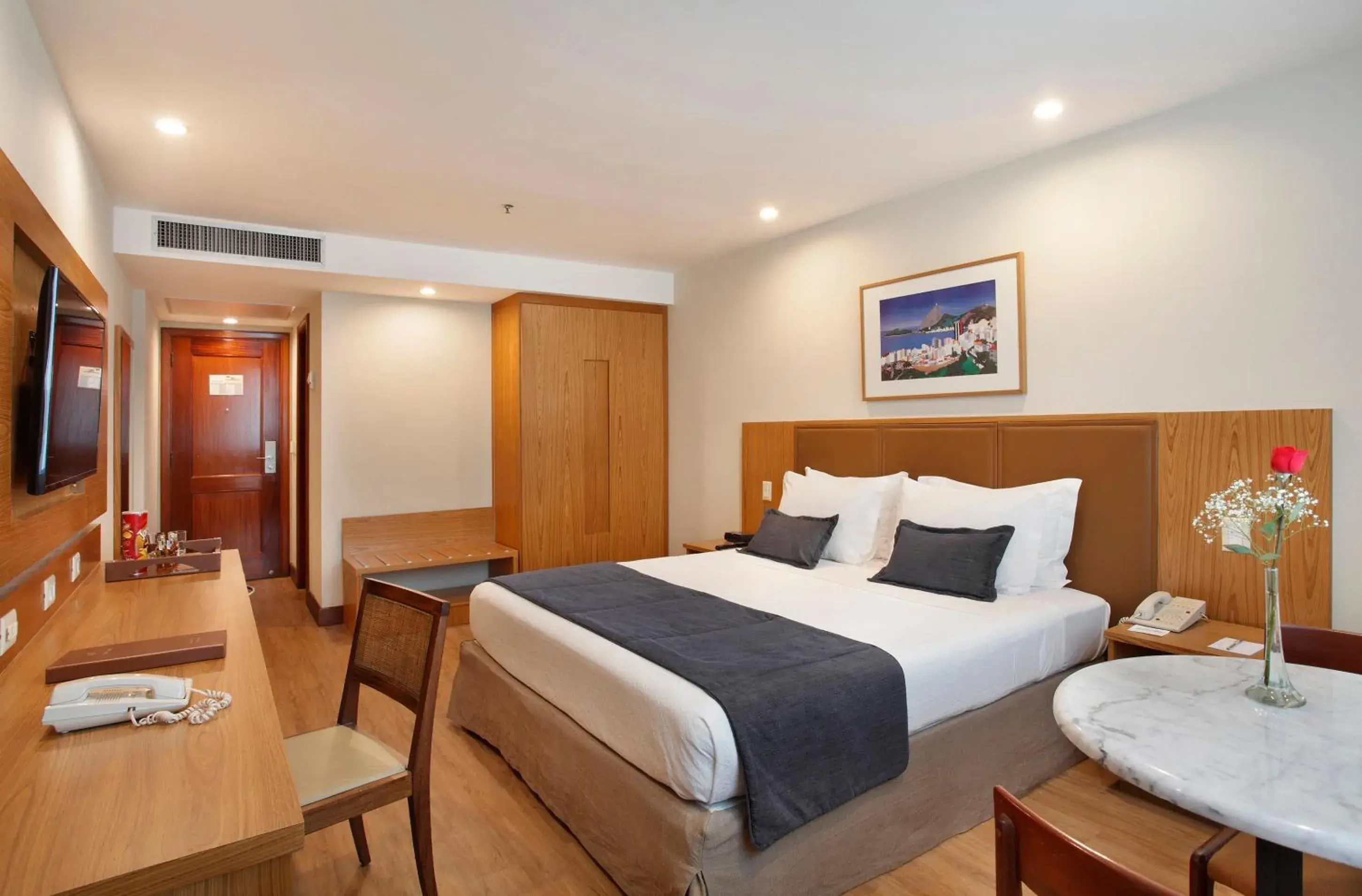 Bedroom, Bed in Windsor Excelsior Copacabana Bedroom, Bed in Windsor Excelsior Copacabana