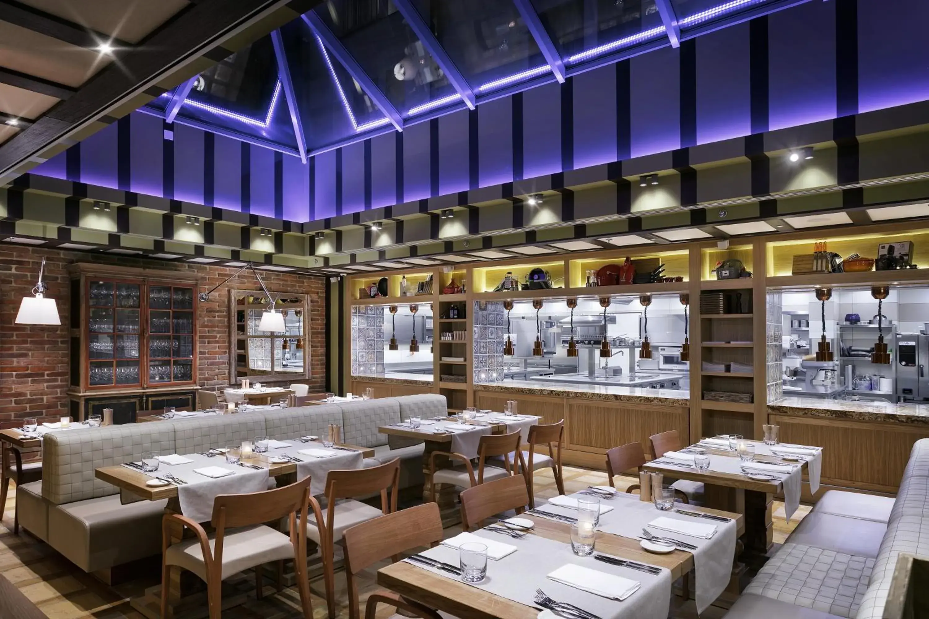 Restaurant/places to eat in COSMOPOLITAN Hotel Prague Restaurant/places to eat in COSMOPOLITAN Hotel Prague