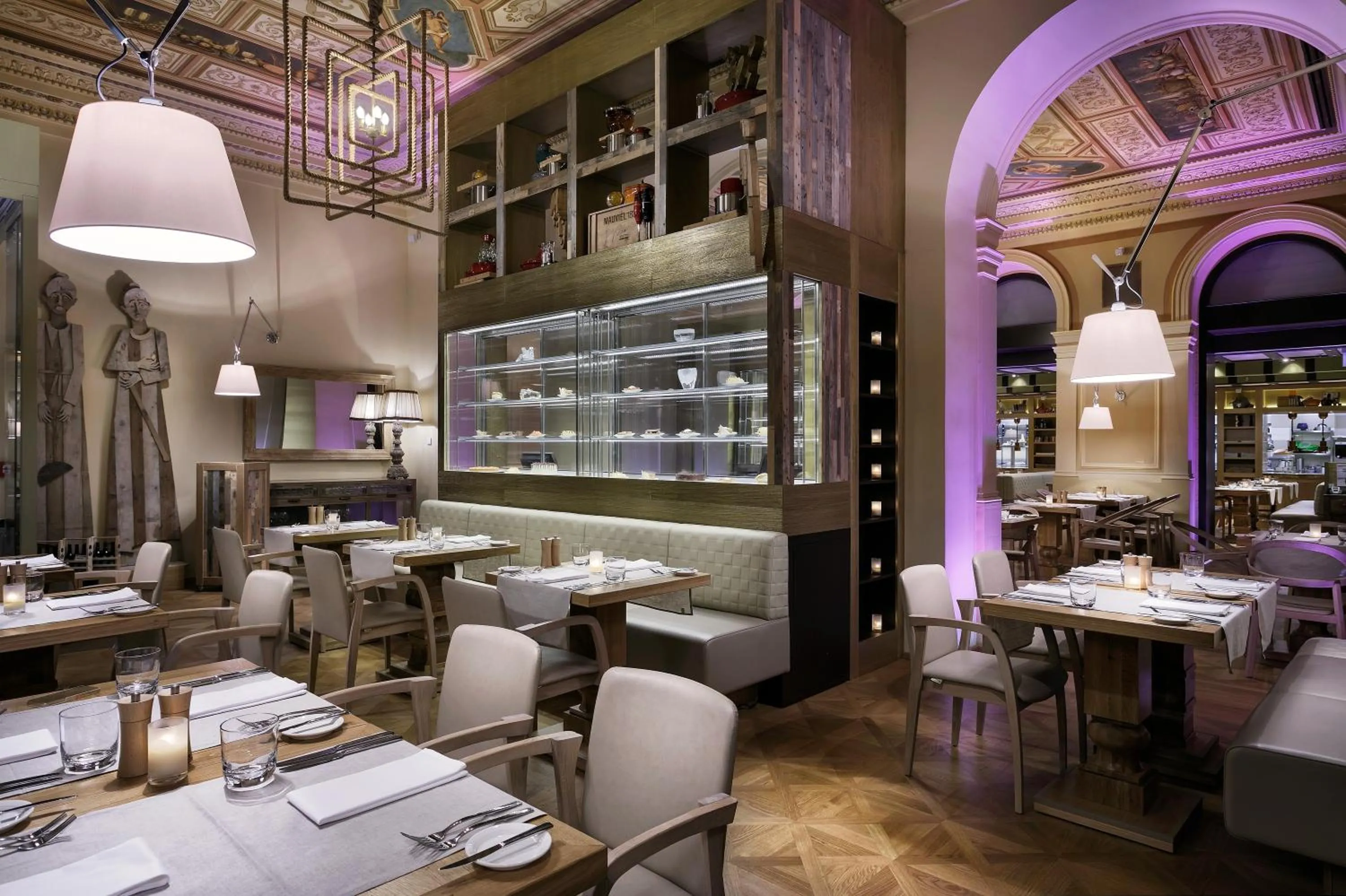 Restaurant/places to eat in COSMOPOLITAN Hotel Prague