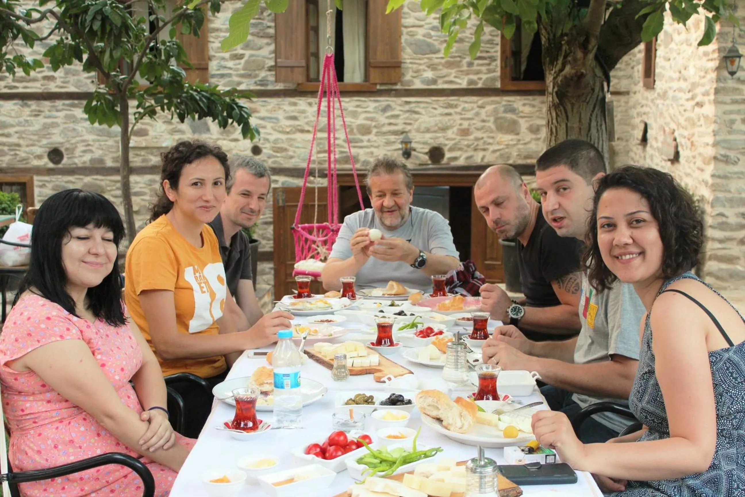 Garden in Yeni Gelin Evi