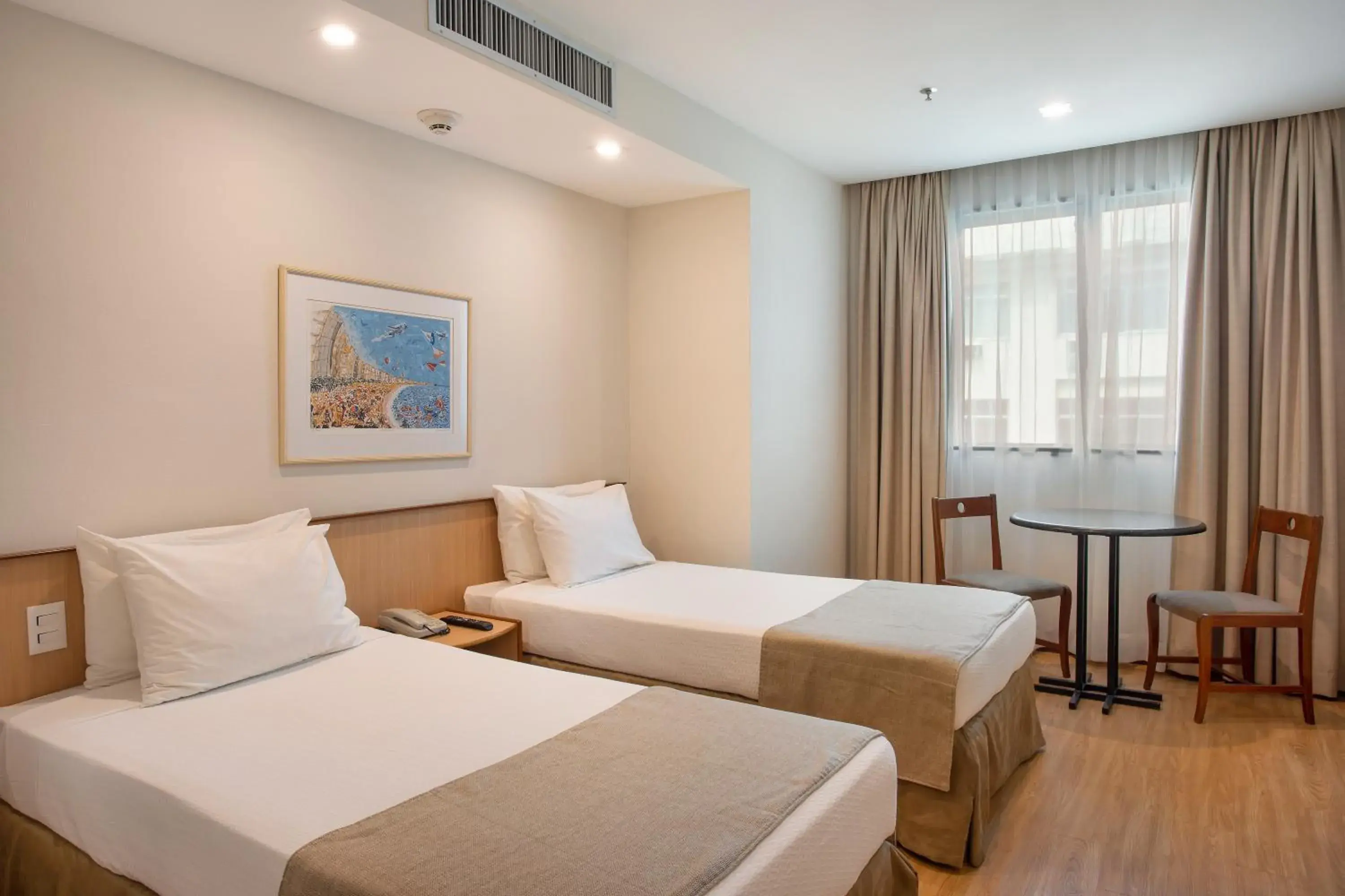 Superior Twin Room - single occupancy in Windsor Plaza Copacabana Superior Twin Room - single occupancy in Windsor Plaza Copacabana
