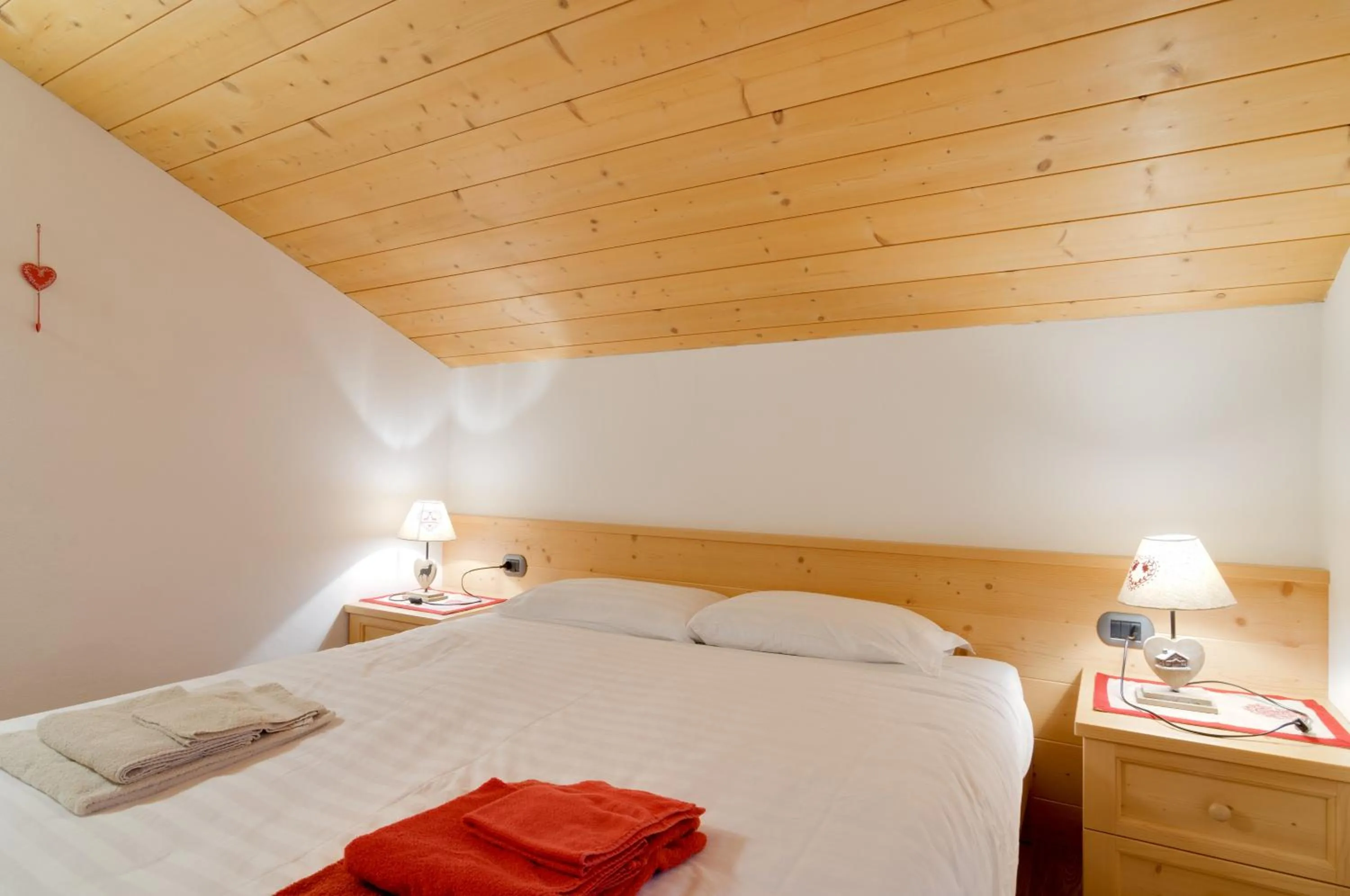 Bedroom, Bed in Apartments Trettel