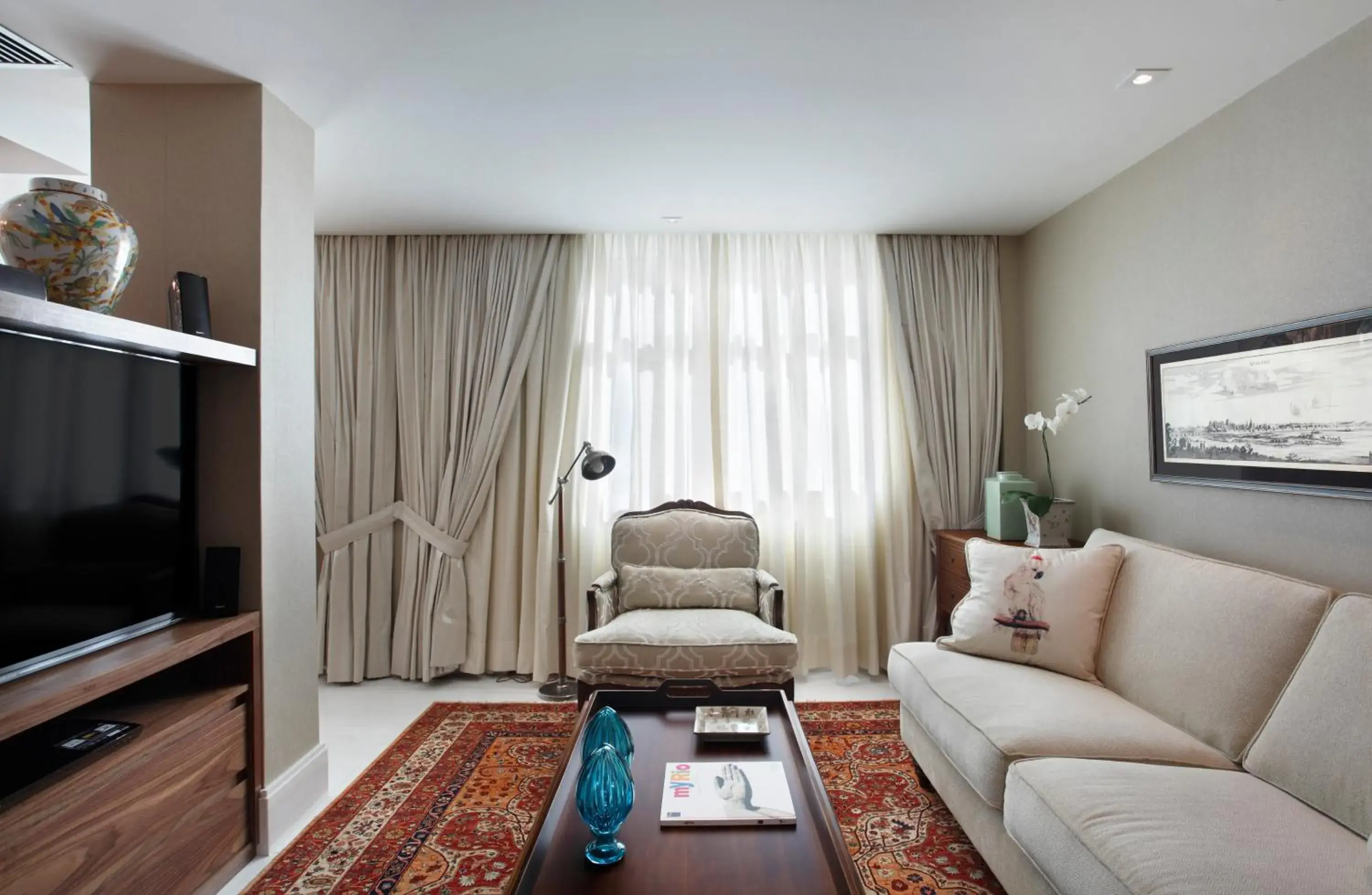 Living room in Miramar By Windsor Copacabana Living room in Miramar By Windsor Copacabana