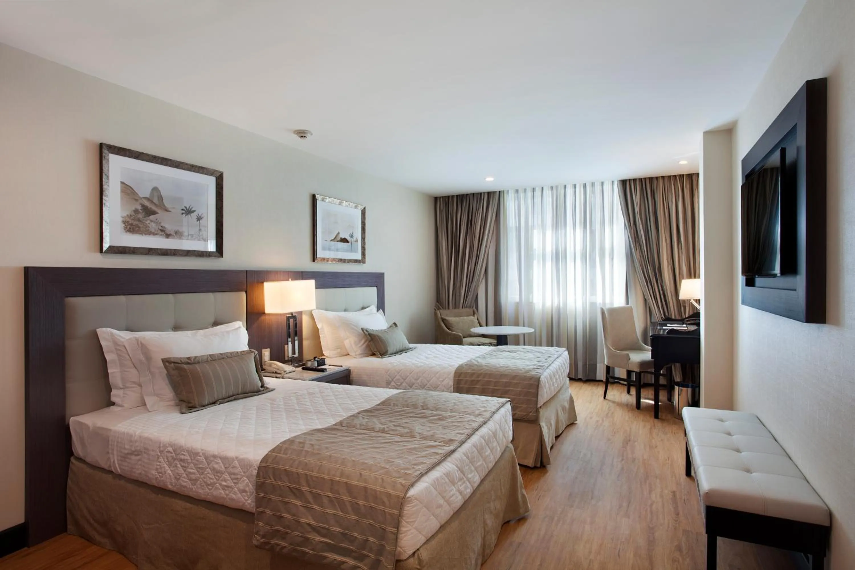 Photo of the whole room, Bed in Miramar By Windsor Copacabana