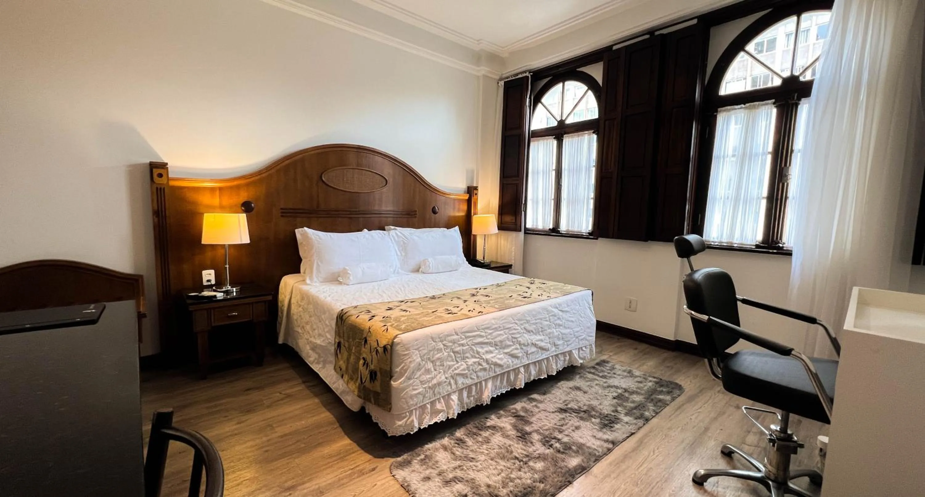 Bedroom, Bed in Johnscher by SJ - San Juan Curitiba