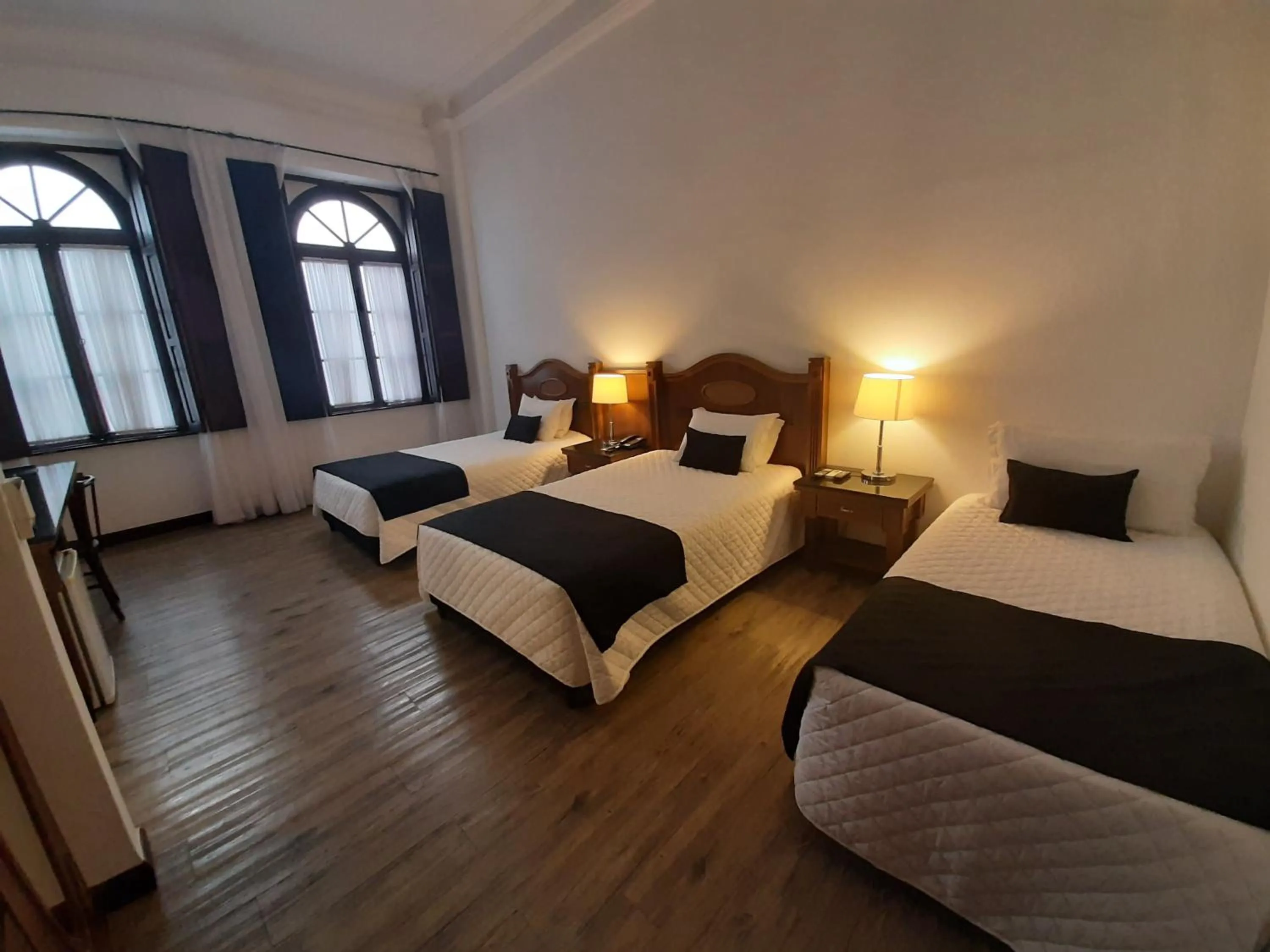 Bedroom, Bed in Johnscher by SJ - San Juan Curitiba