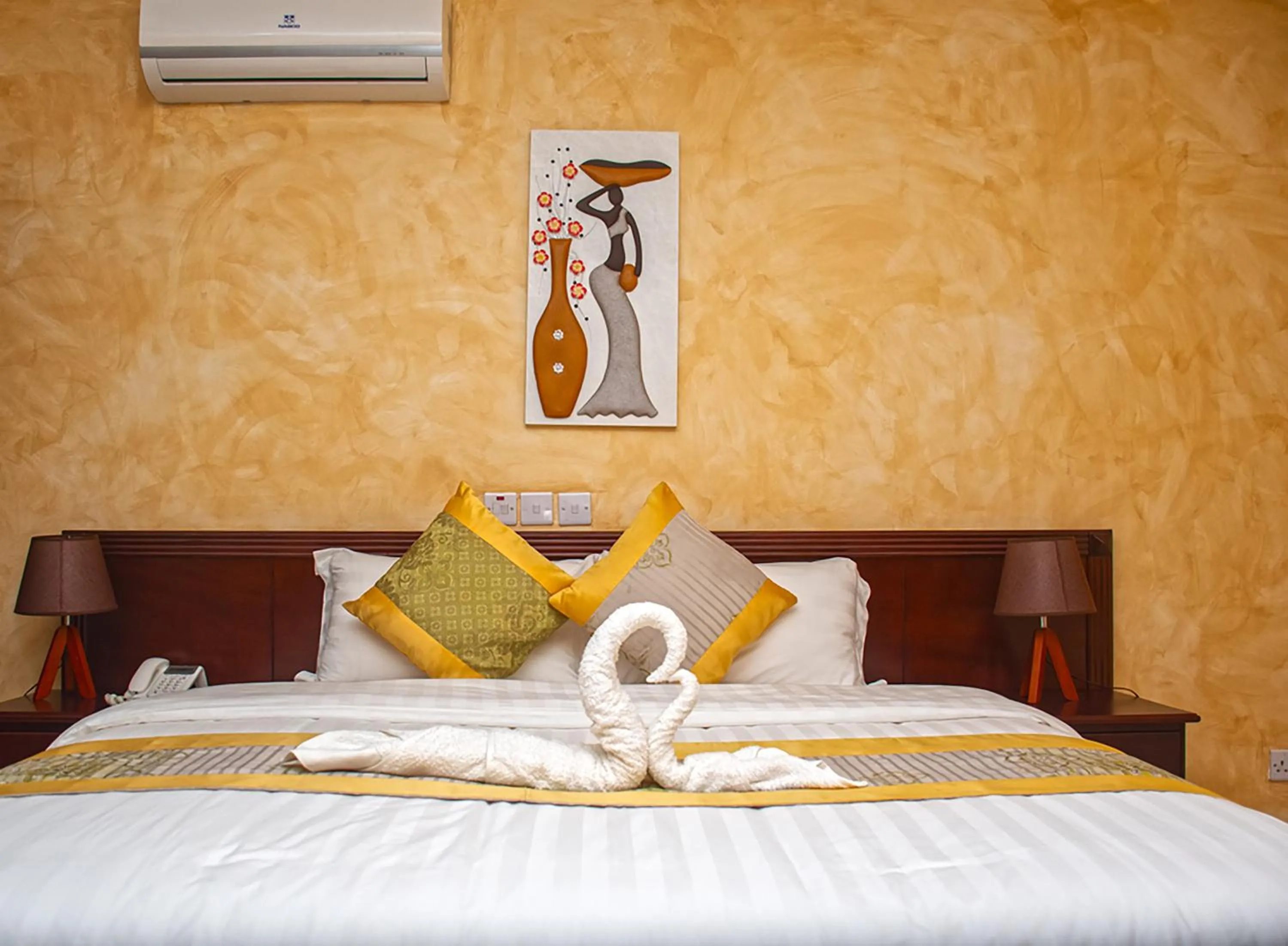 Bed in Cocktail and Dreams Hotel