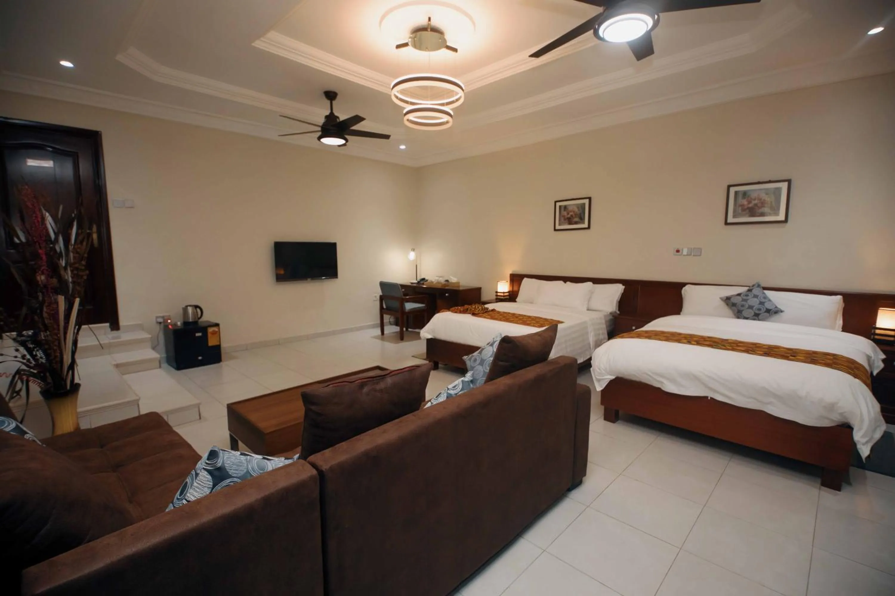 Photo of the whole room, Bed in Cocktail and Dreams Hotel