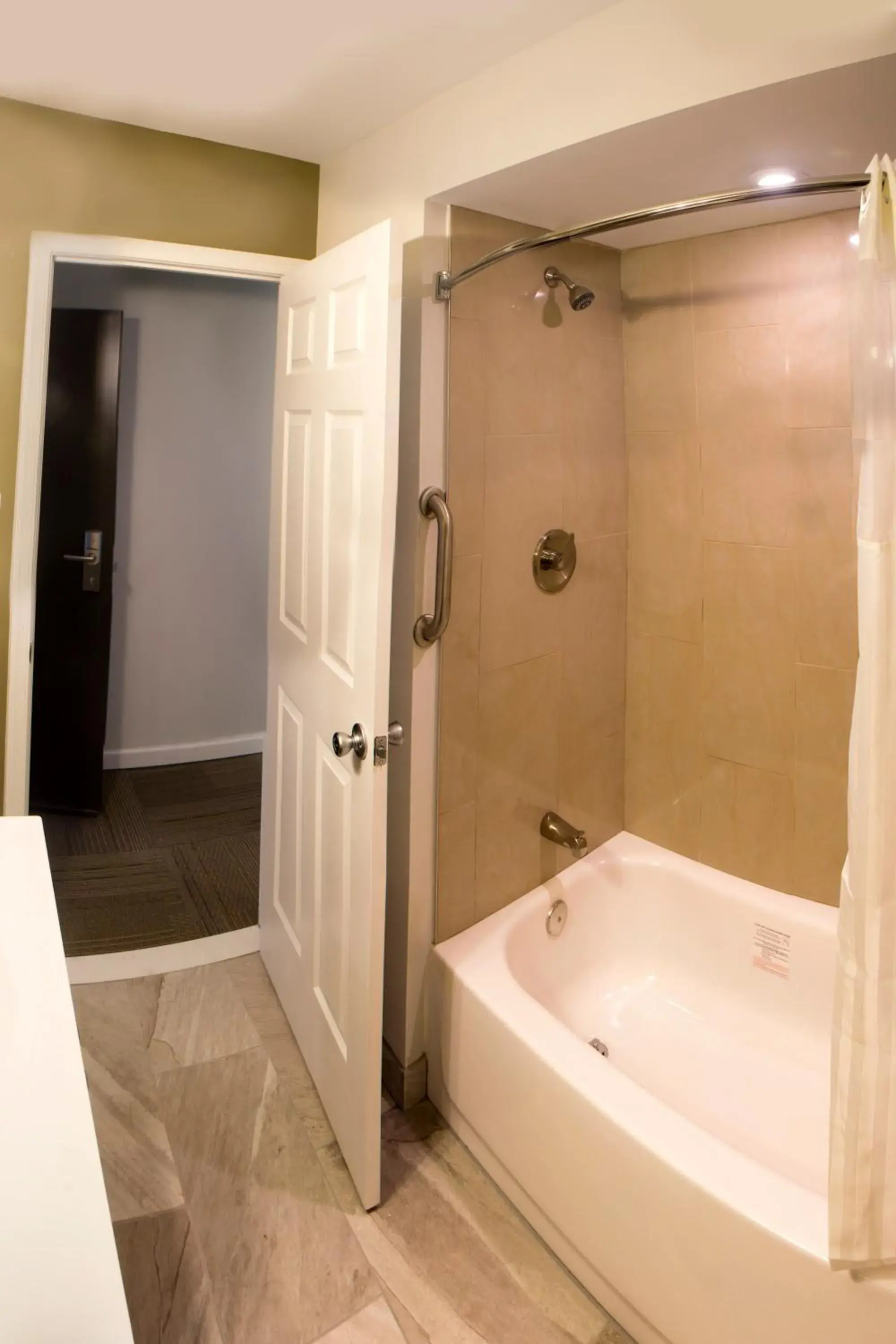 Standard Single Room in Chateau Suites Standard Single Room in Chateau Suites