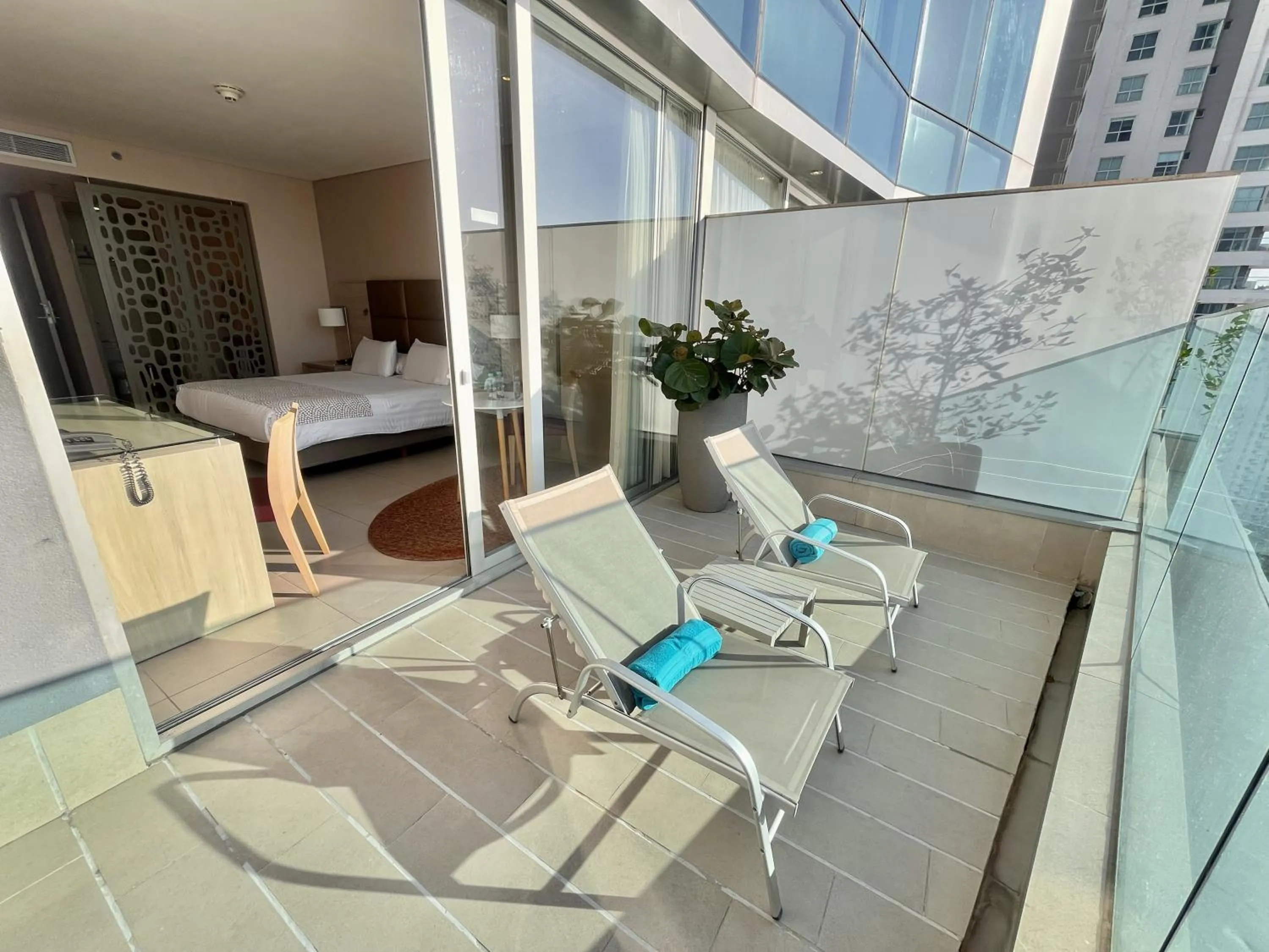 Photo of the whole room in Estelar Cartagena de Indias Hotel y Centro de Convenciones