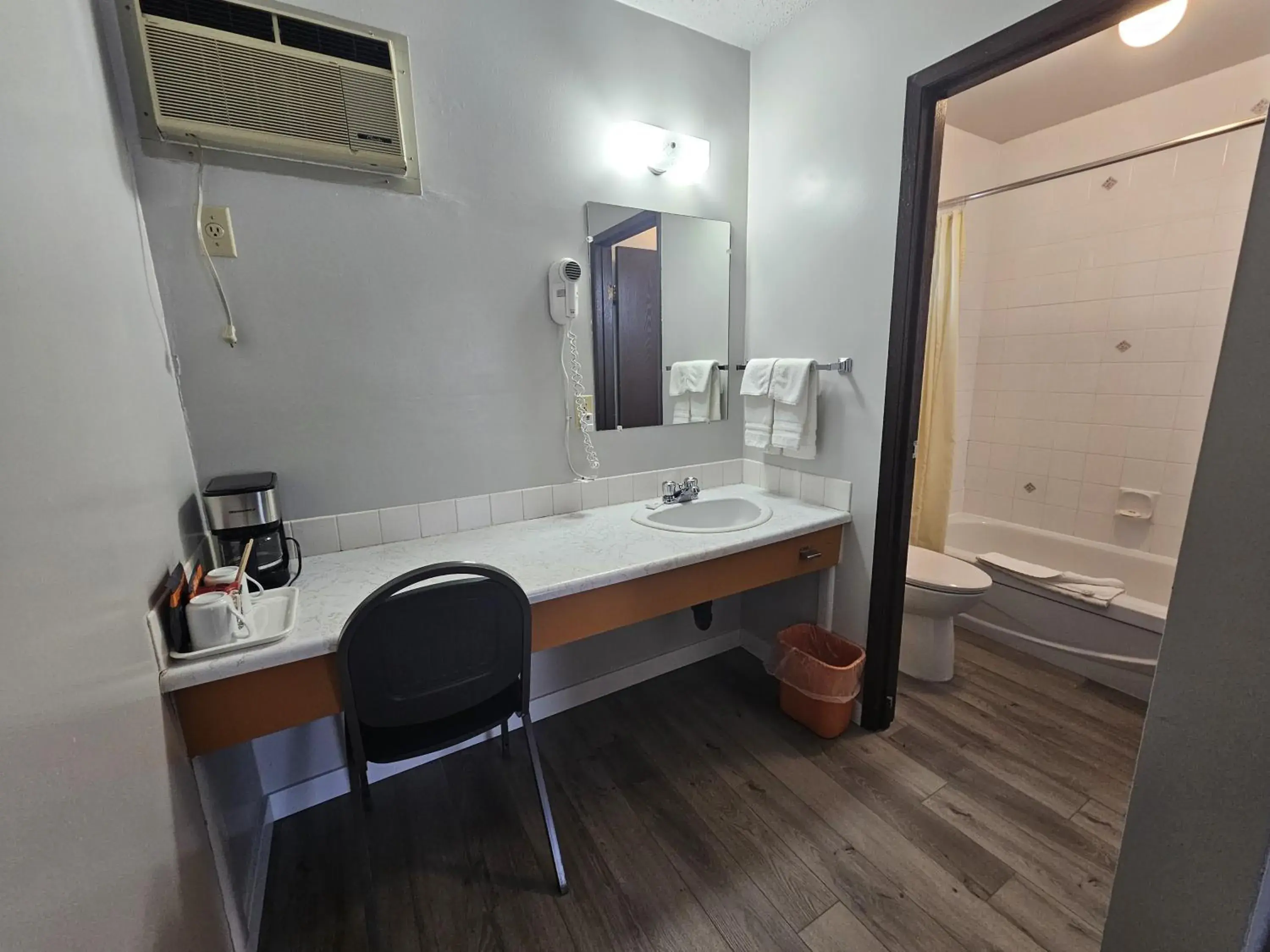 Howard Johnson by Wyndham Edson Howard Johnson by Wyndham Edson