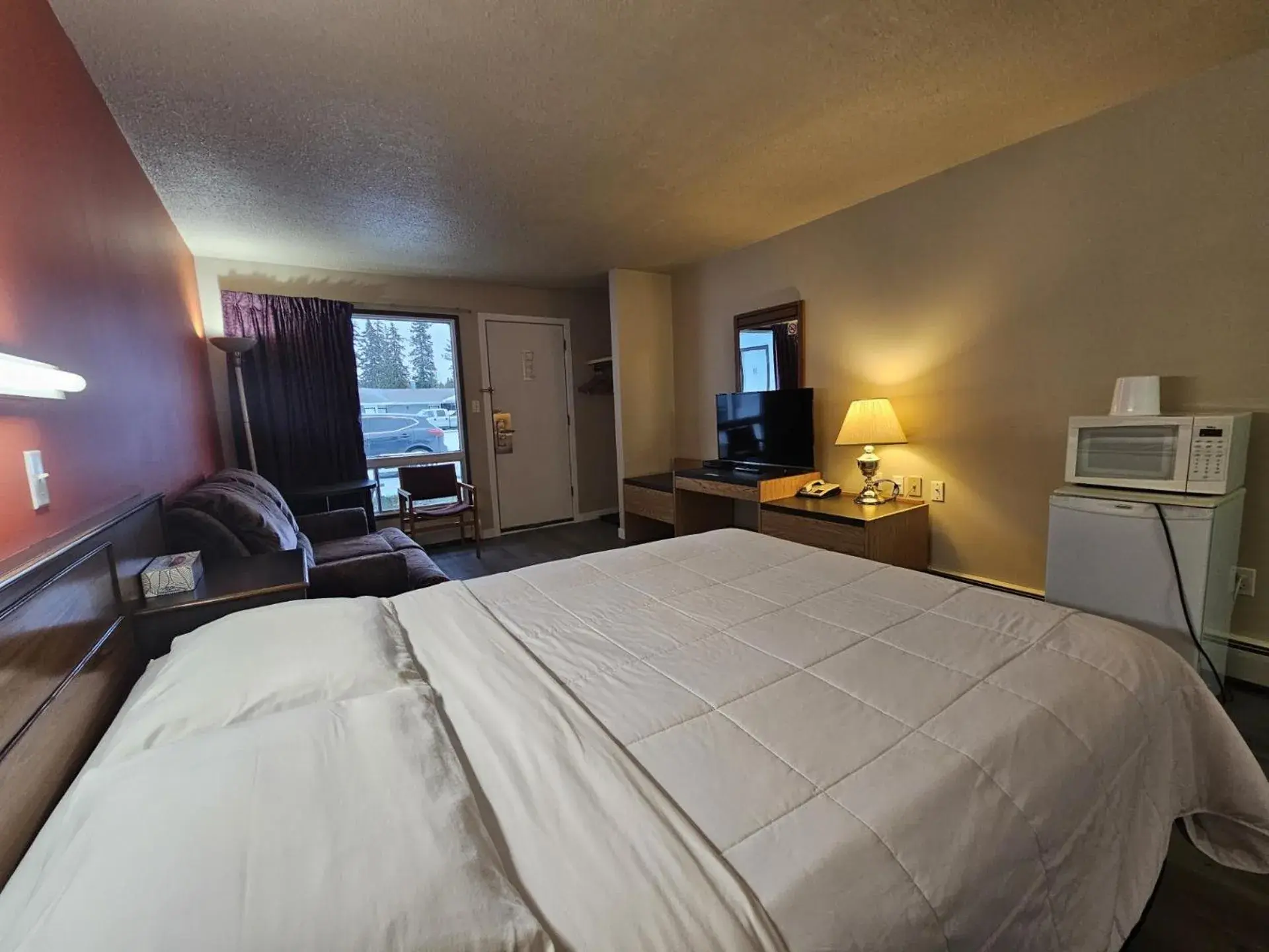 Bed in Howard Johnson by Wyndham Edson Bed in Howard Johnson by Wyndham Edson