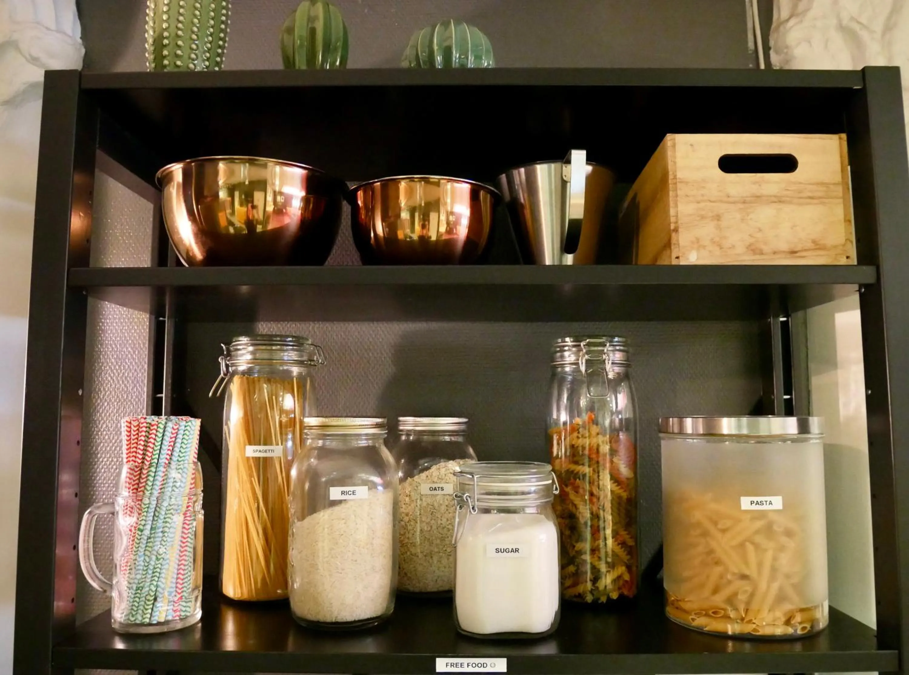 Food and drinks in The Yard Hostel