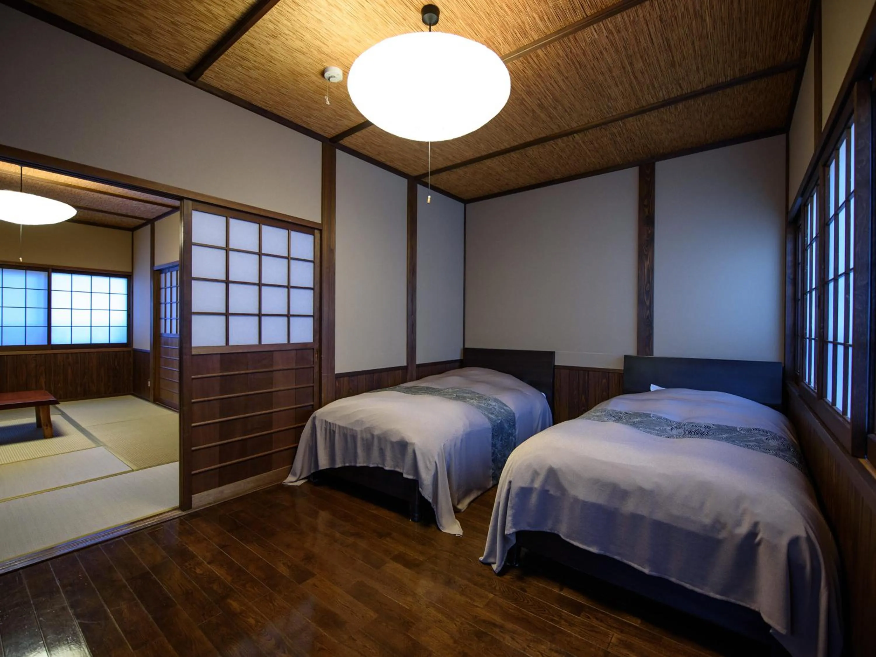 Photo of the whole room, Bed in Yunohira Kamiyanagiya