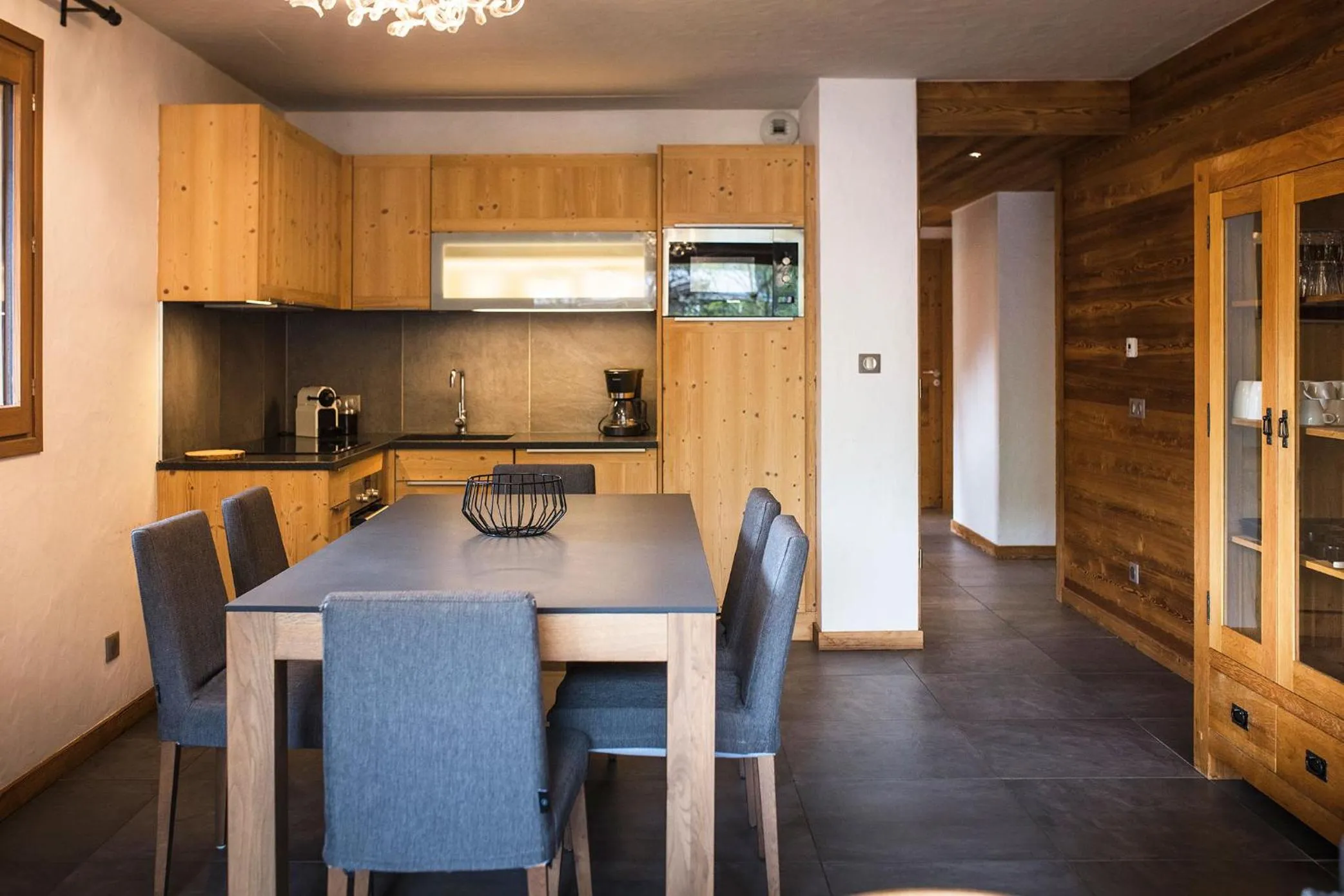 Dining area in Les Cimes