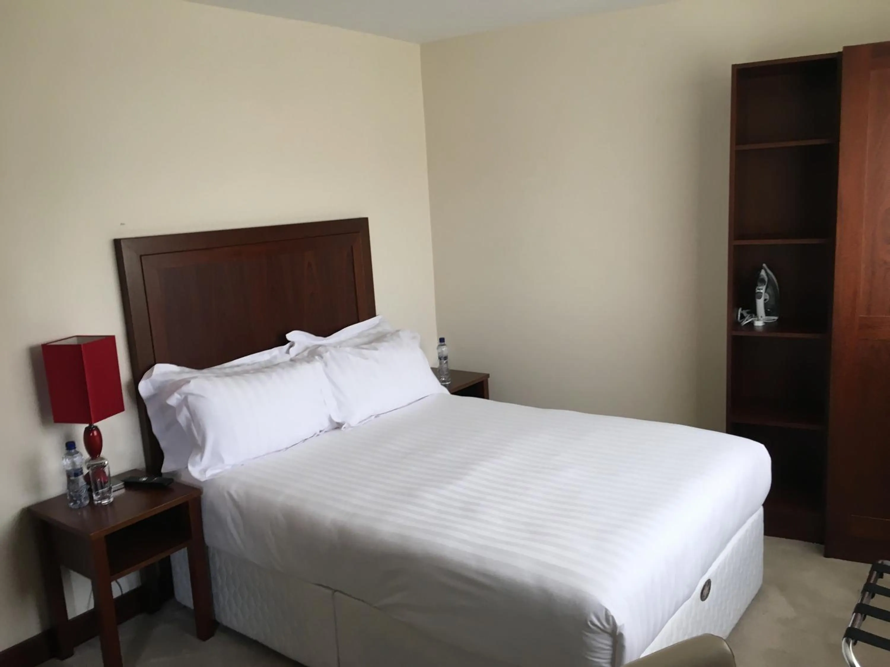 Bedroom, Bed in Beaumont House