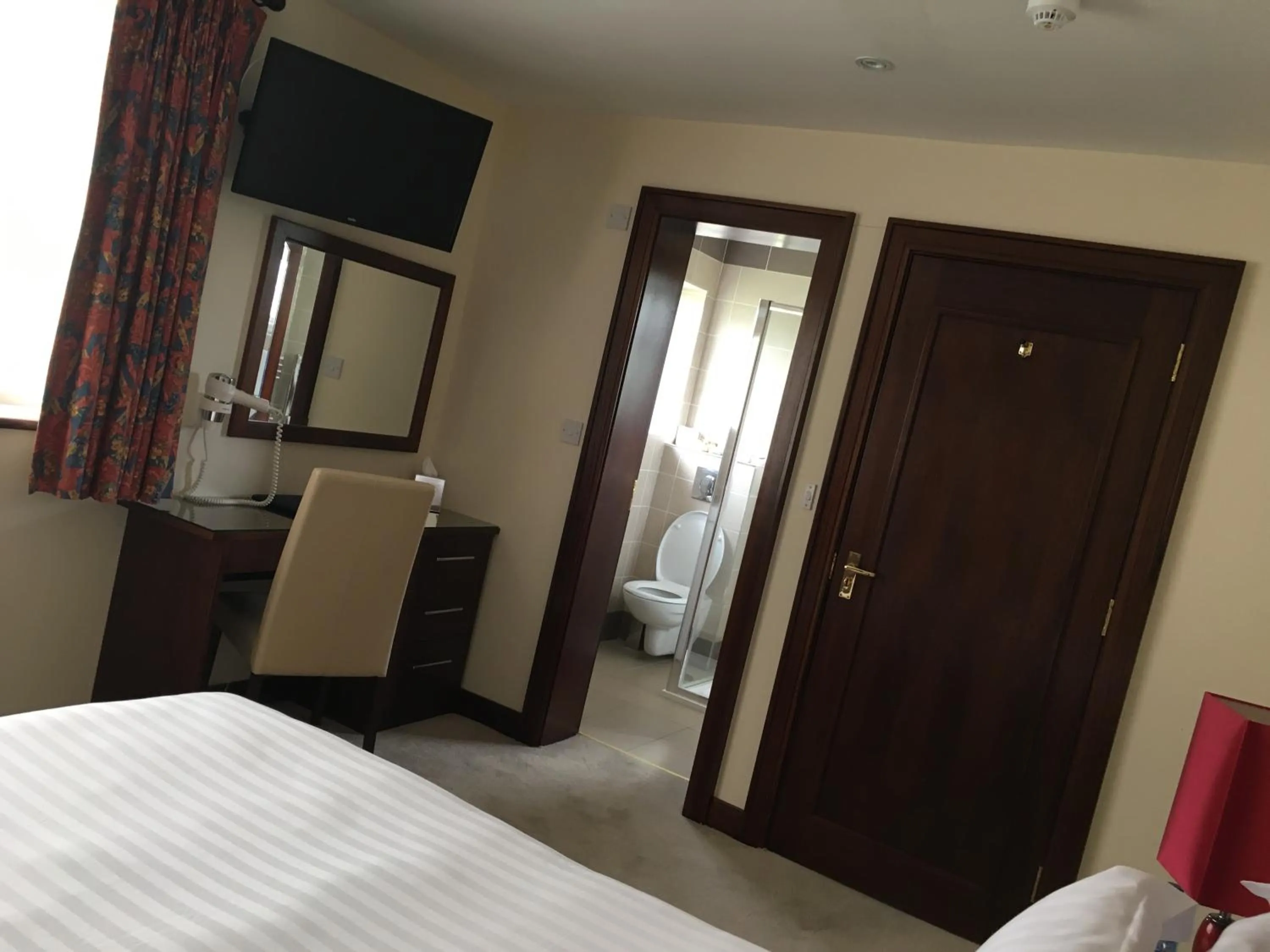 Bedroom, Bed in Beaumont House