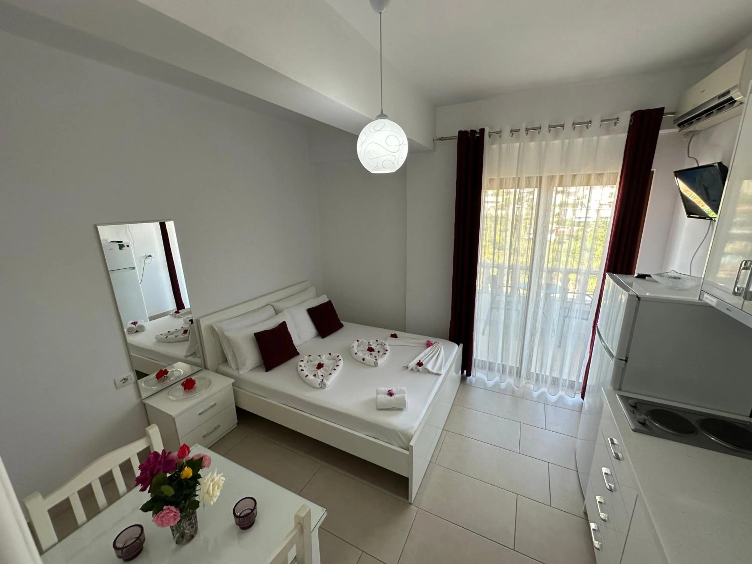 Bed in Vila Renato Ksamil