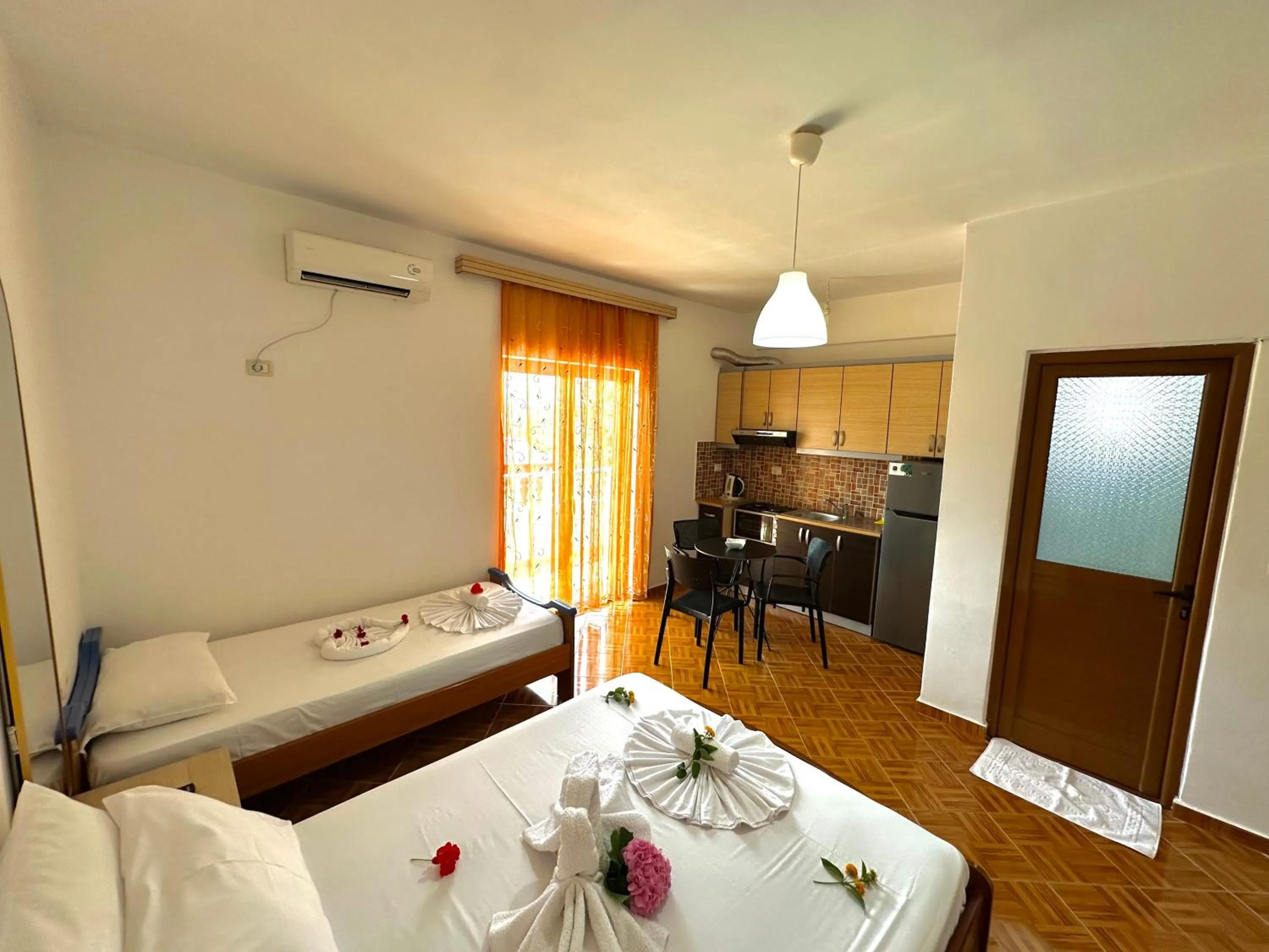 Bed in Vila Renato Ksamil