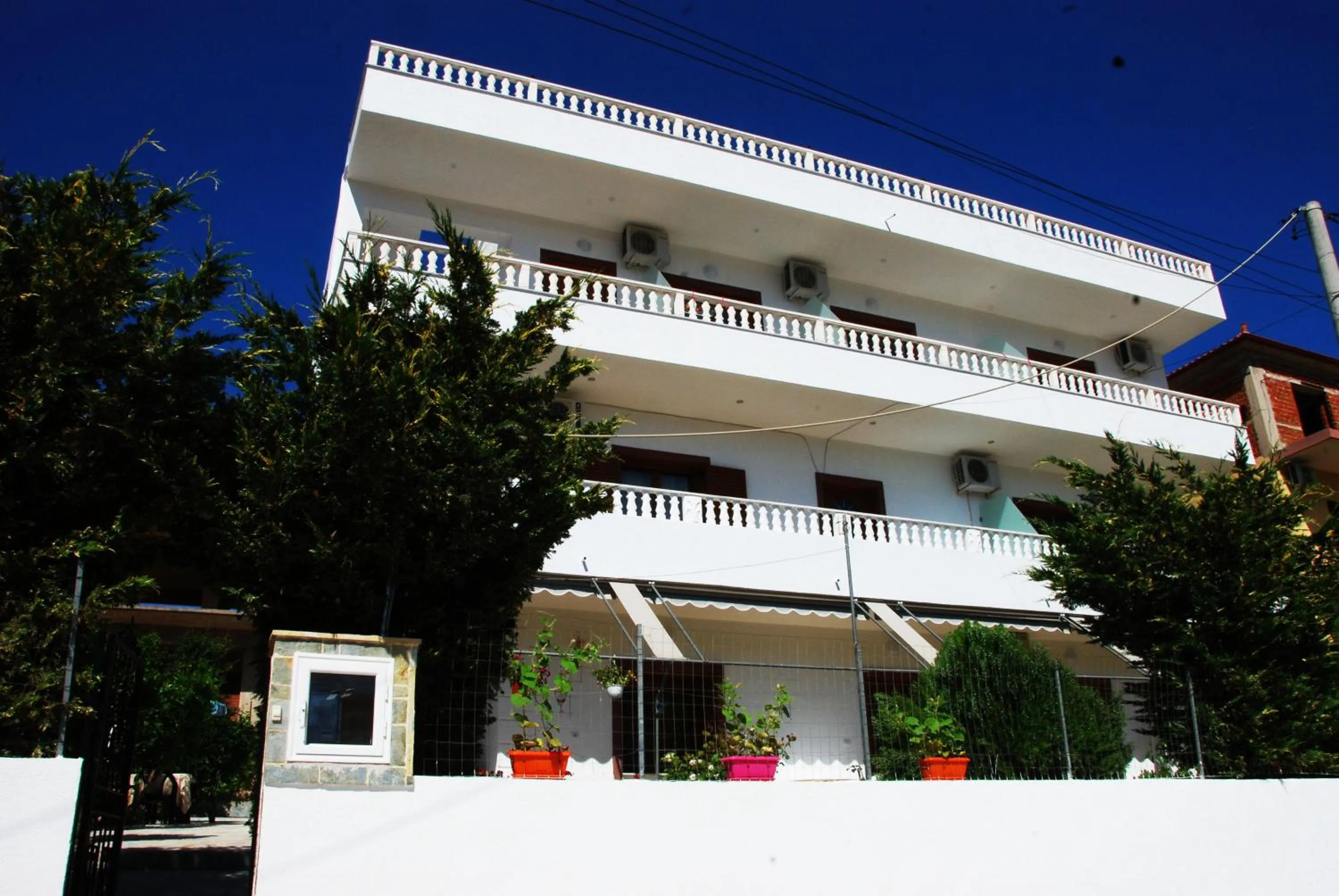Property building in Vila Renato Ksamil
